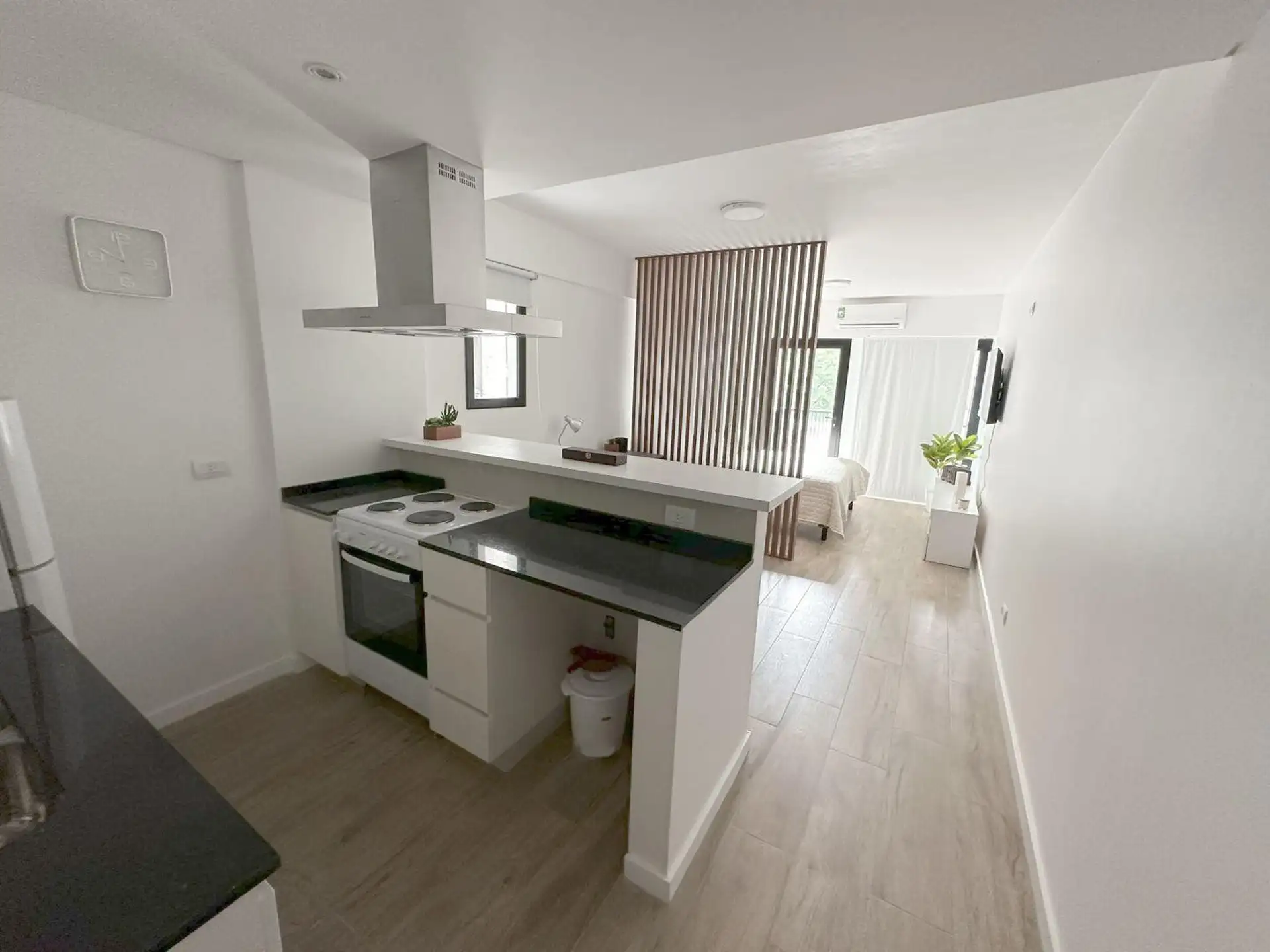 Departamento monoambiente amoblado en Retiro