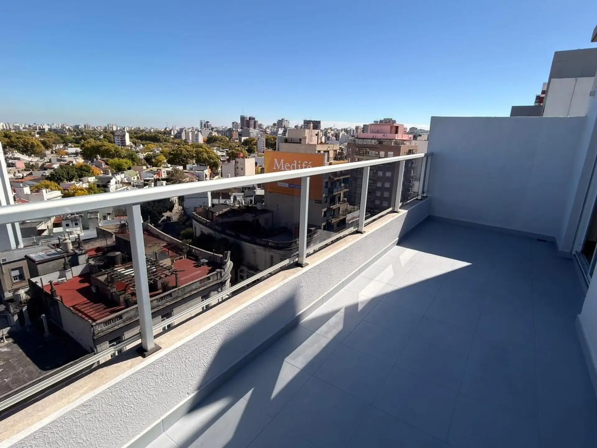 Квартира с 1 спальней и балконом в Parque Chas