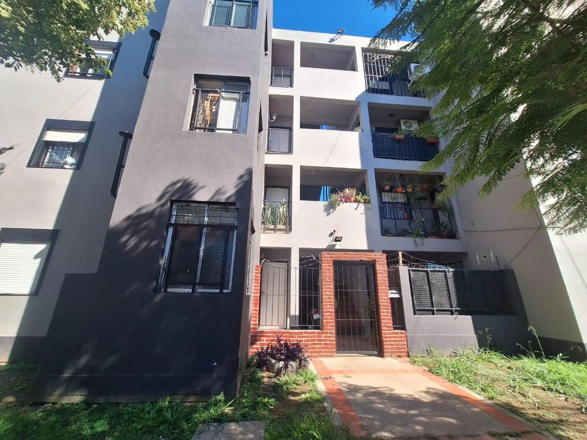 Departamento planta baja de 2 dormitorios en General San Martín