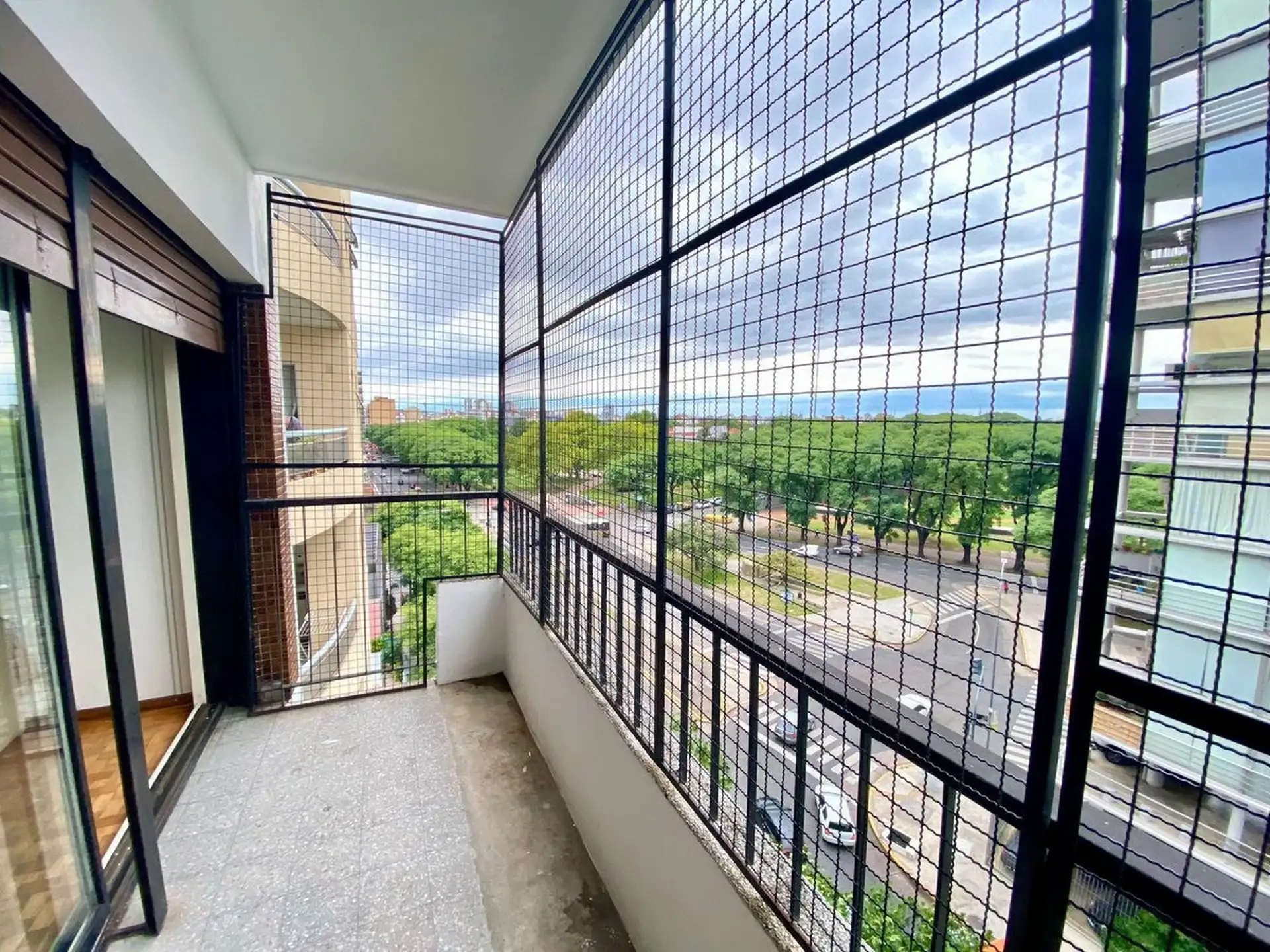 Apartamento de três ambientes com dependência em Chacarita