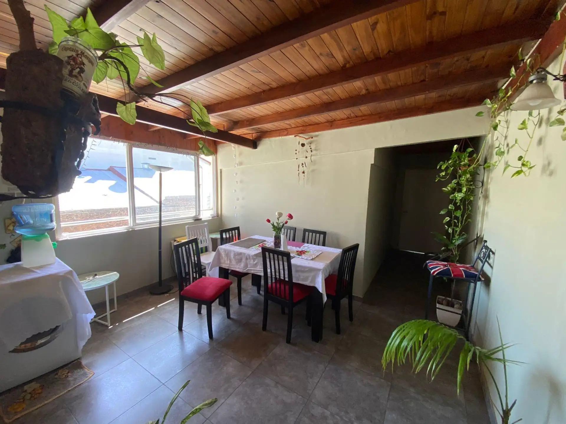 Furnished three-bedroom apartment in Colegiales