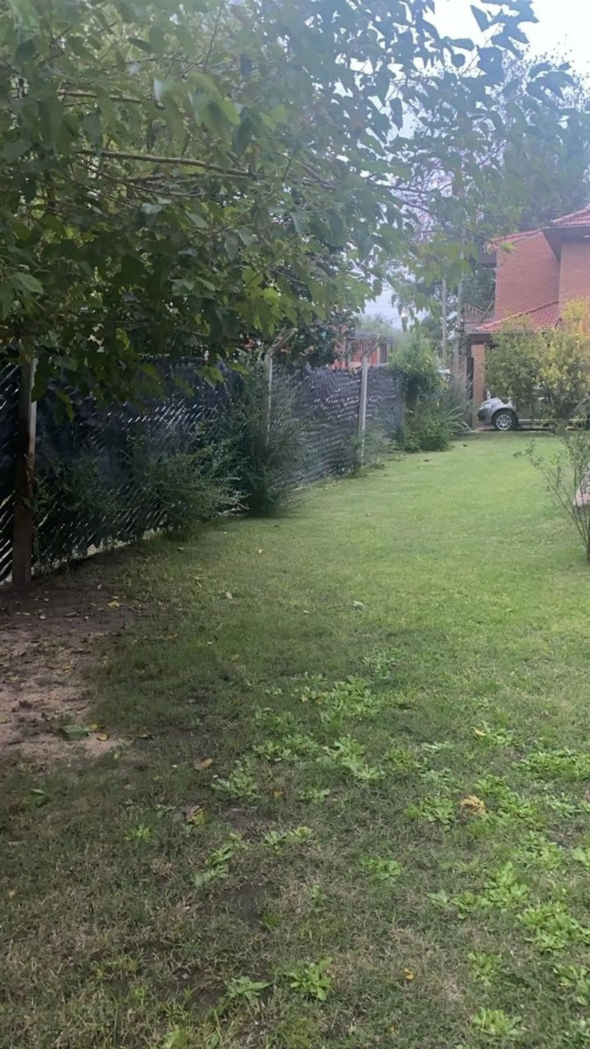 Casa de 3 quartos com jardim e piscina em Ituzaingó