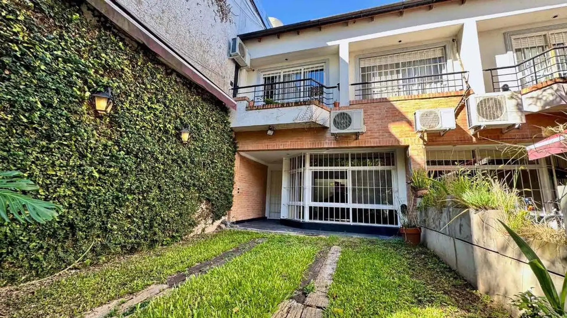 PH dúplex de 4 ambientes con 224 m² en Monte Castro