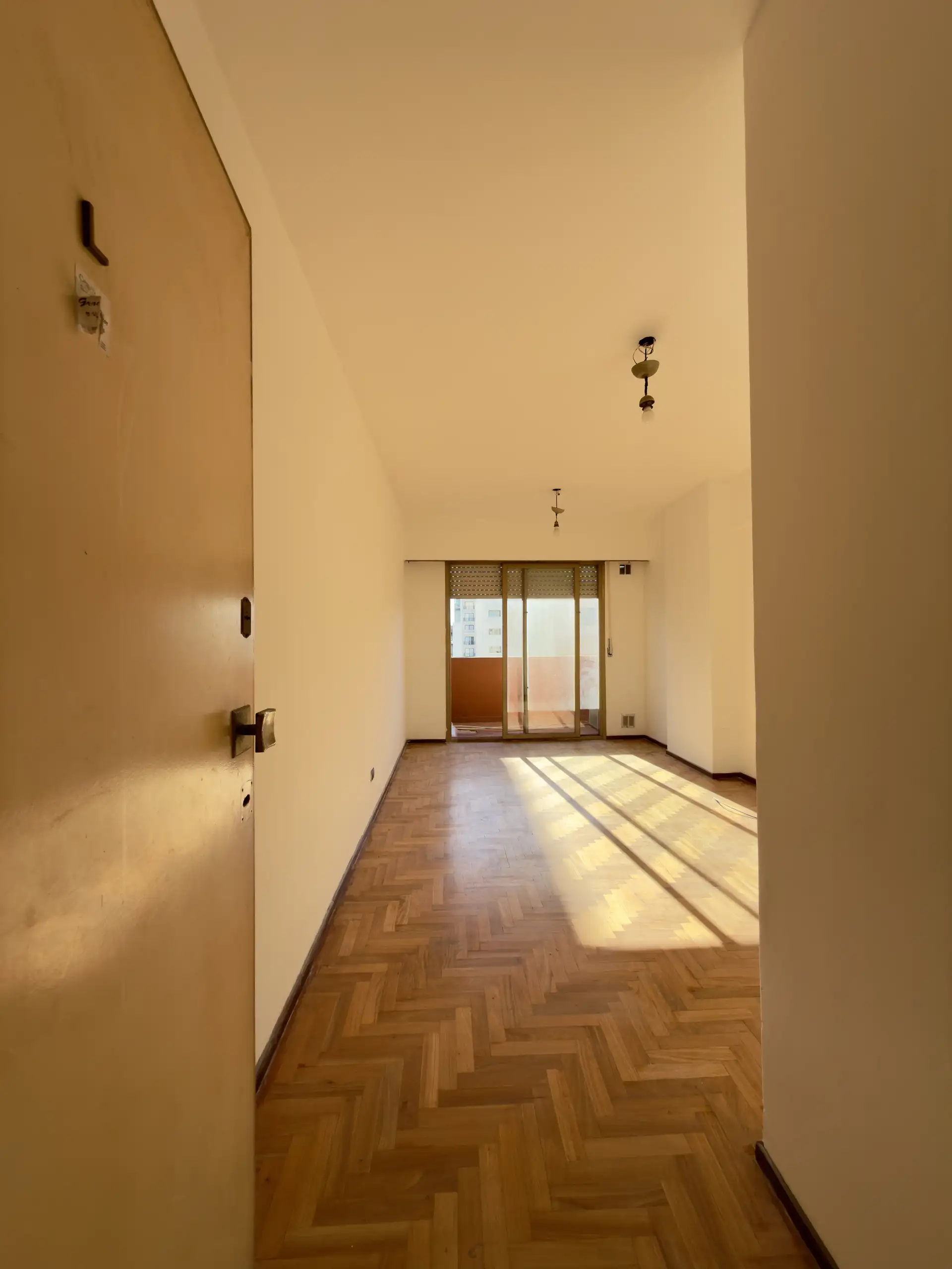 Apartamento de 2 dormitórios em La Plata - Plaza Moreno