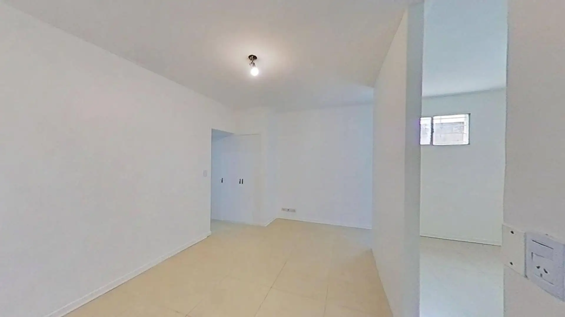 Semipiso de 3 ambientes con patio apto profesional en Villa Luro
