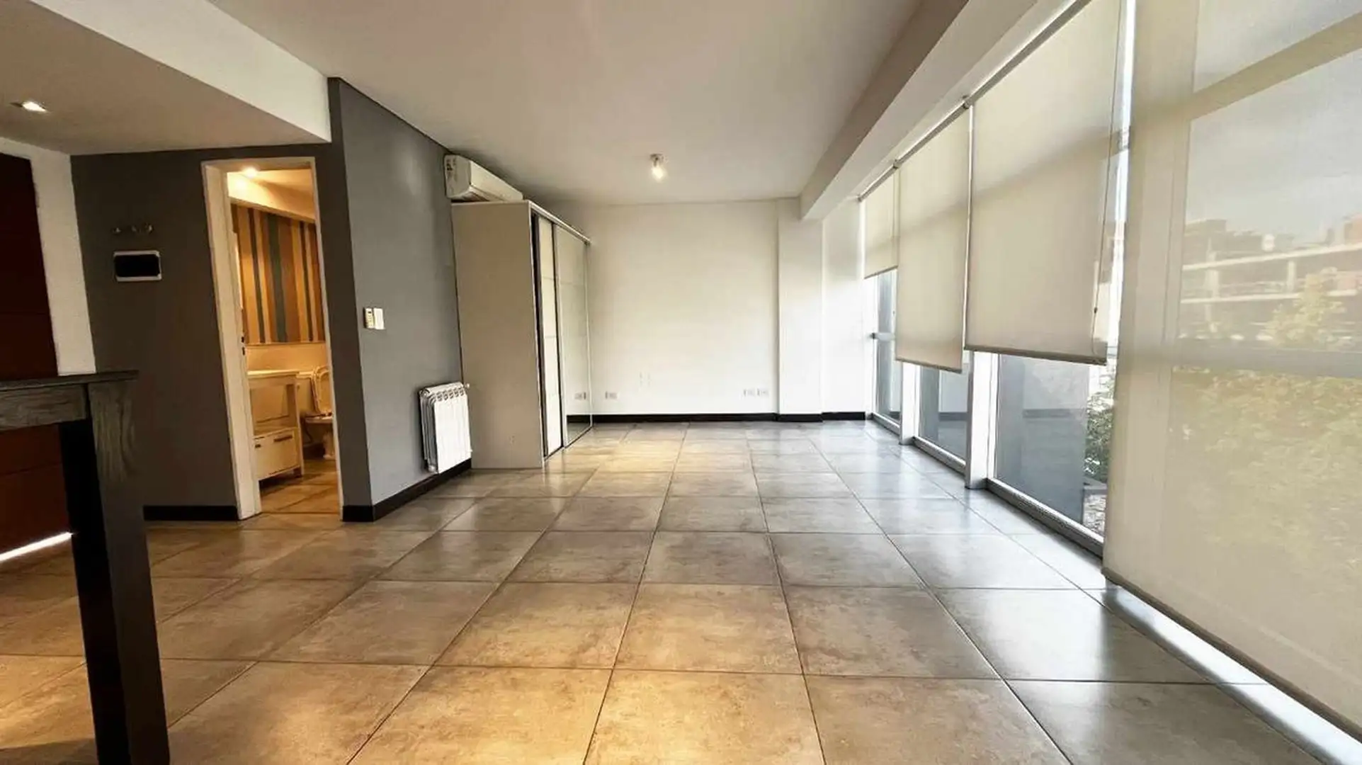 Departamento monoambiente con cochera en Castelar Norte