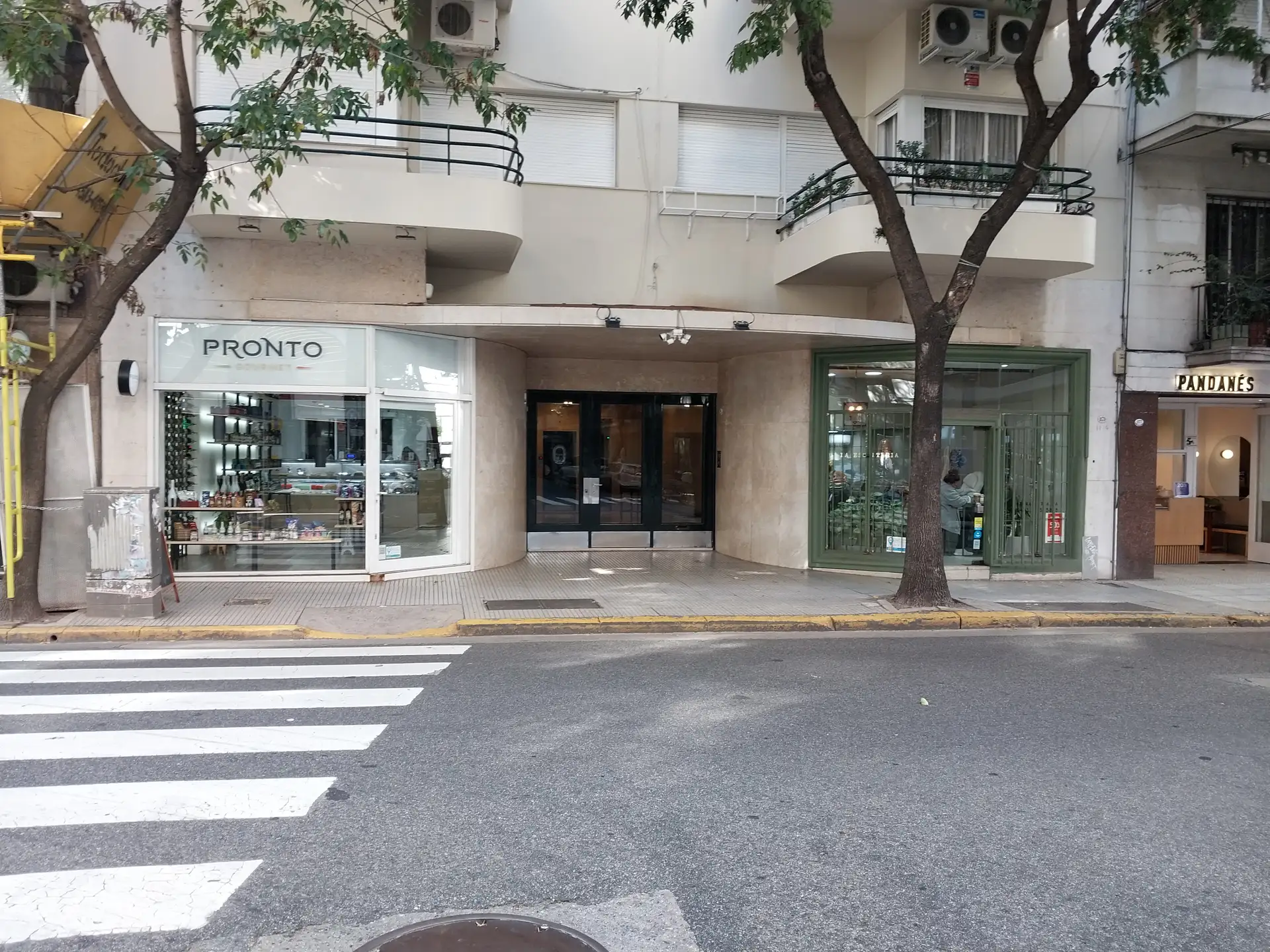 Полуэтажная квартира с 2 спальнями в Recoleta