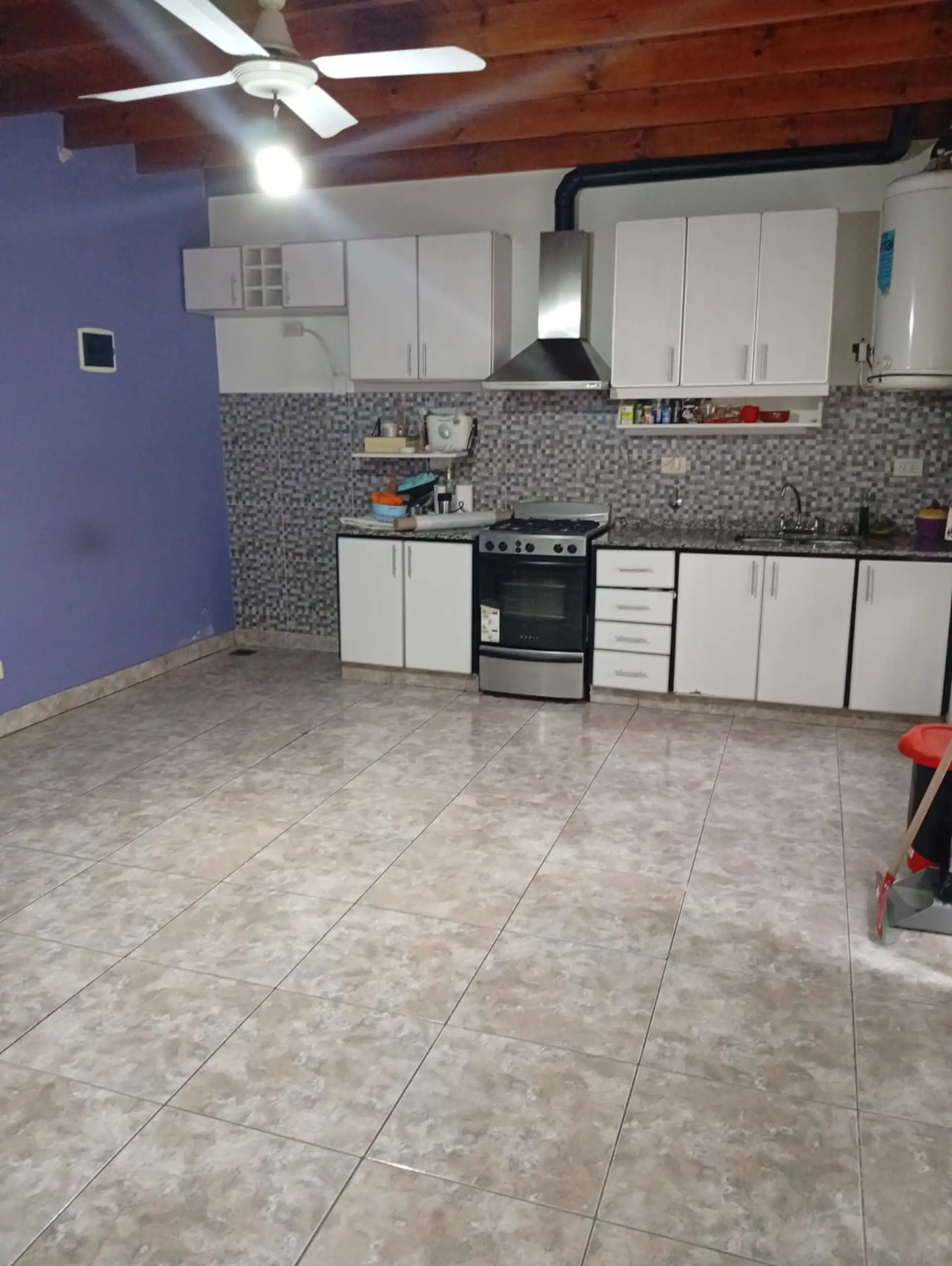 Studio em PH interno em Lanús Oeste