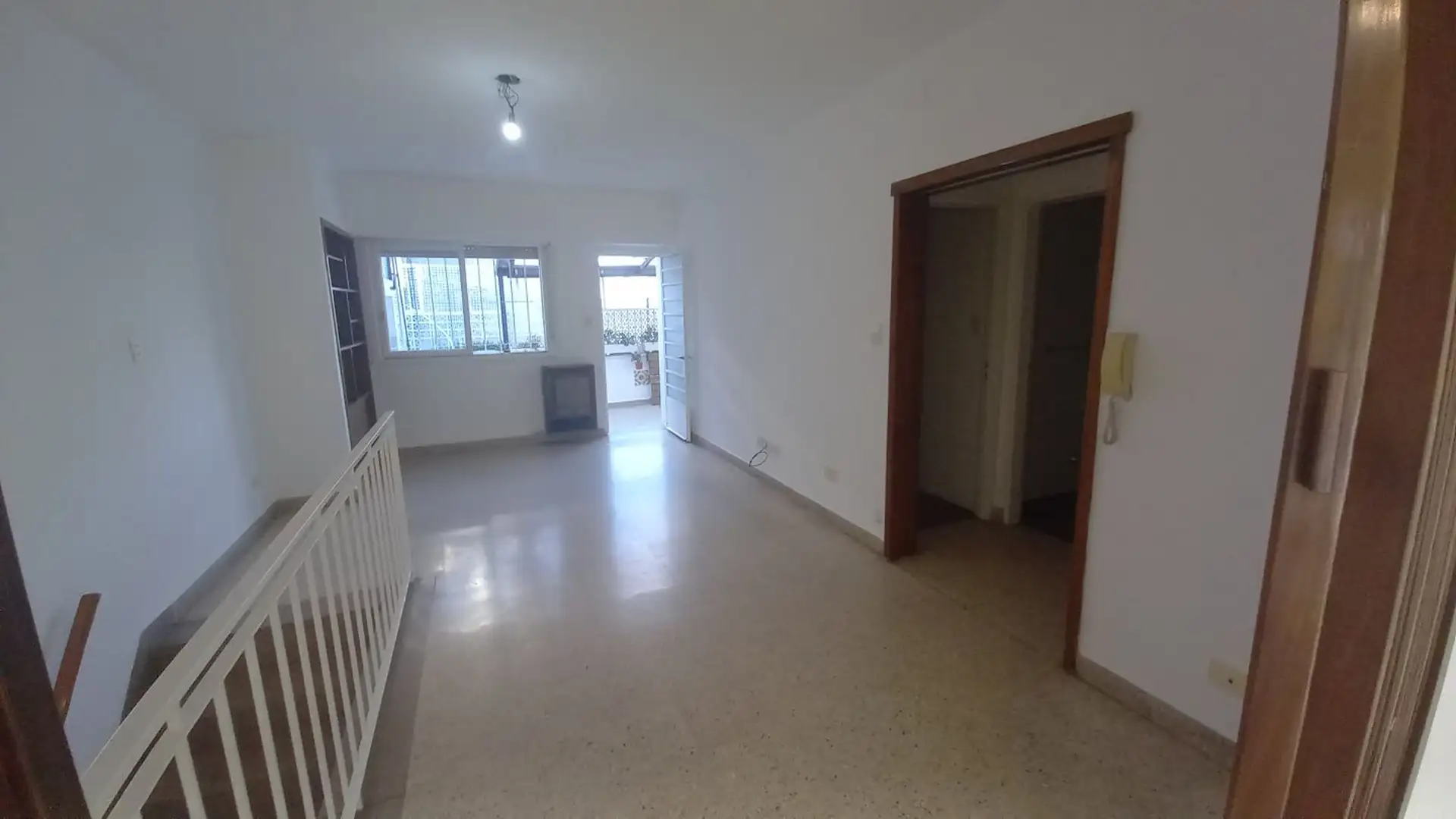 Two-bedroom PH with patio and terrace in Vicente López