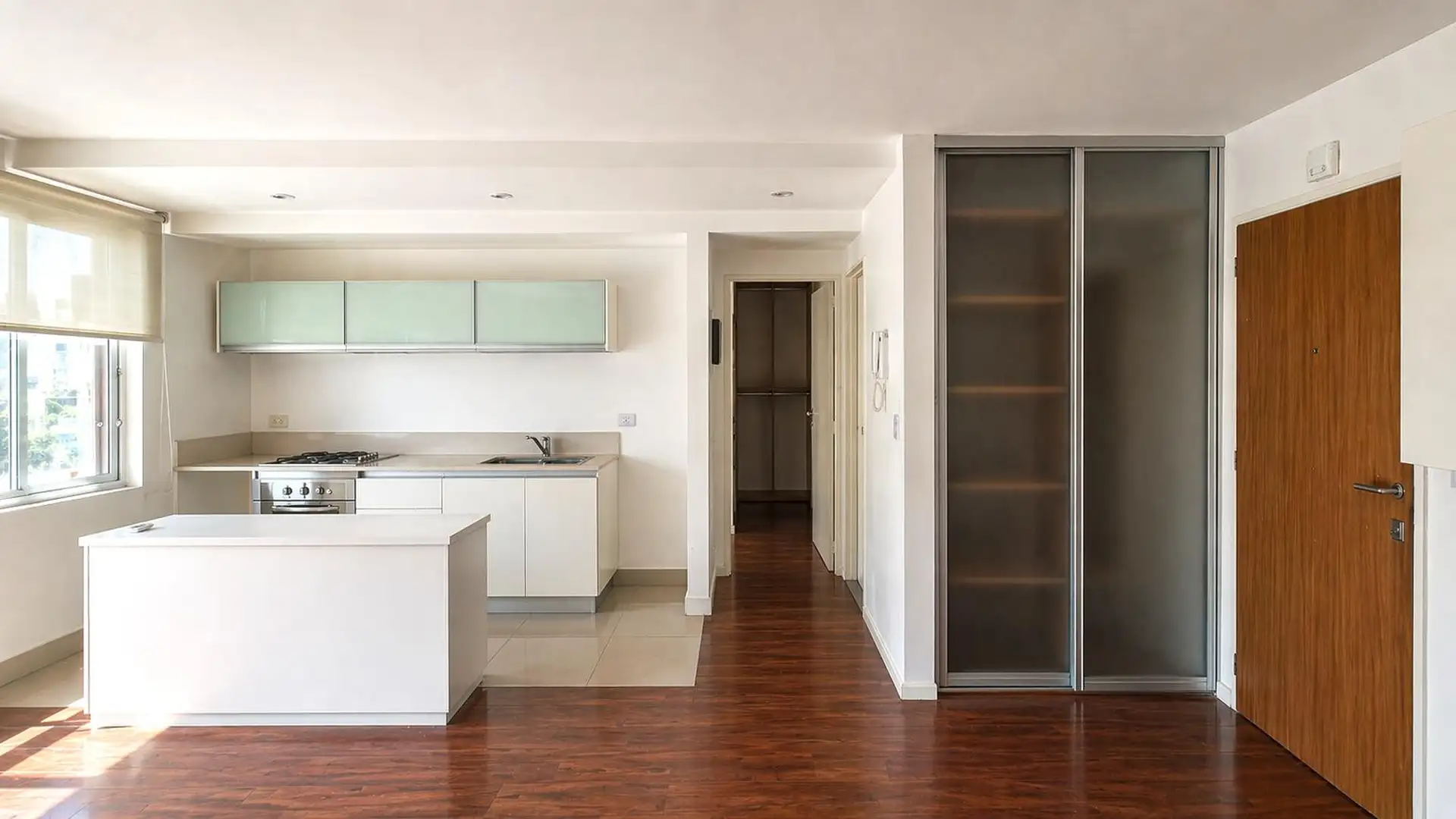 Unfurnished one-bedroom apartment in Recoleta