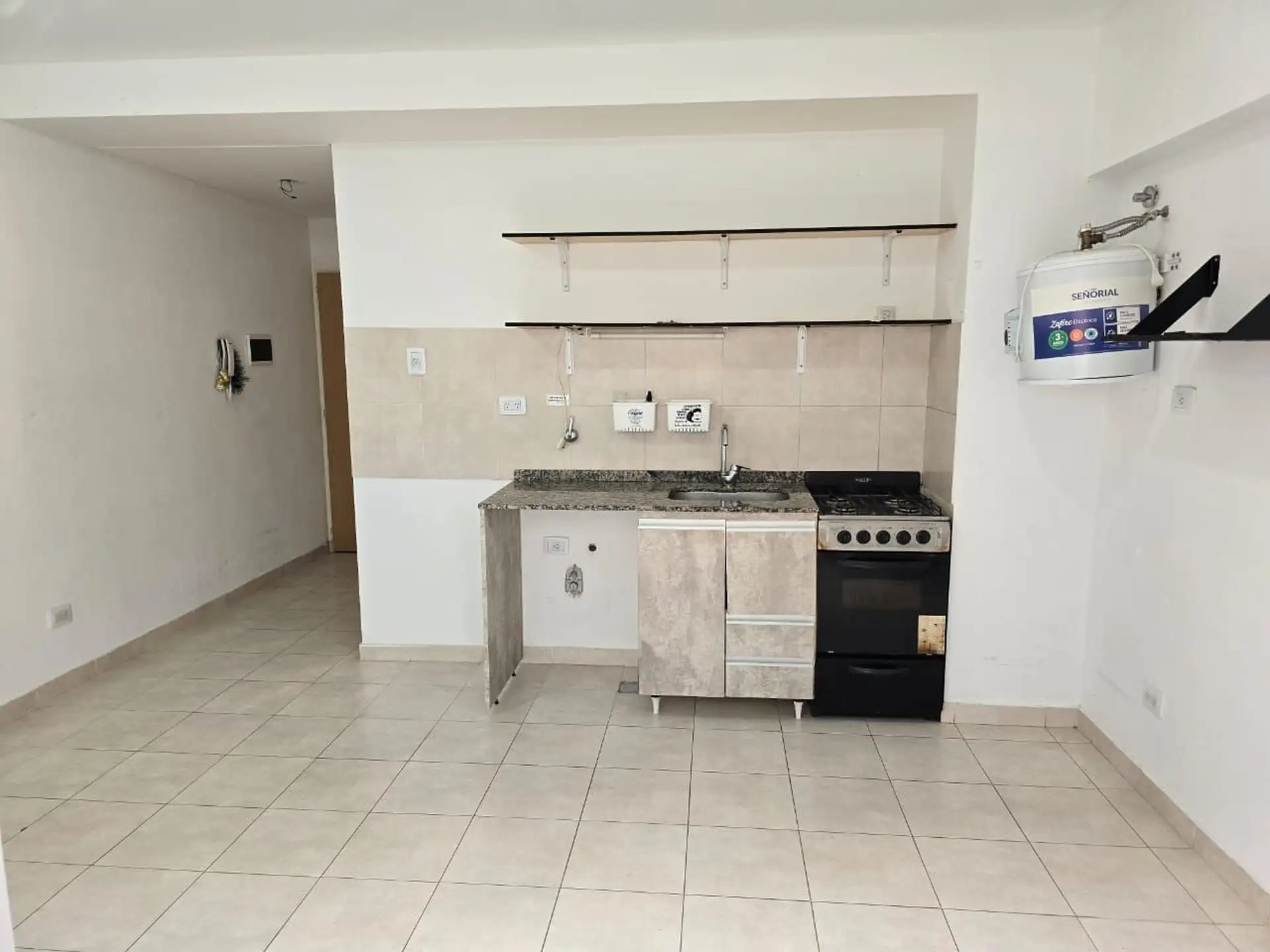 Квартира-студия в Villa Luro с балконом