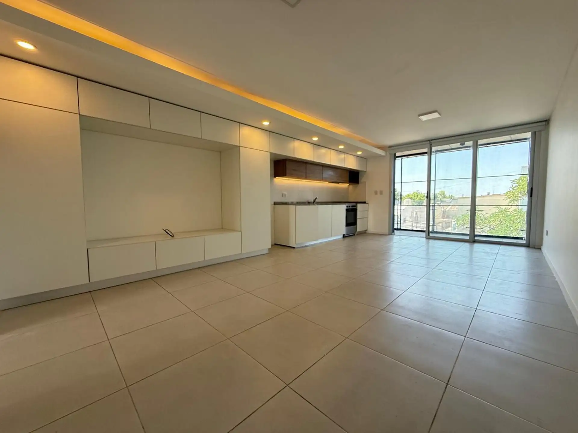 Two-room apartment with terrace in Castelar Norte