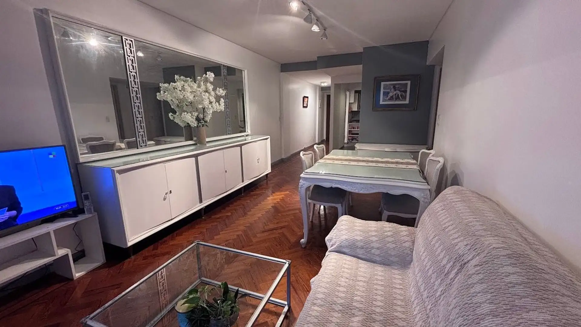 Apartamento mobiliado de 2 dormitórios em Balvanera