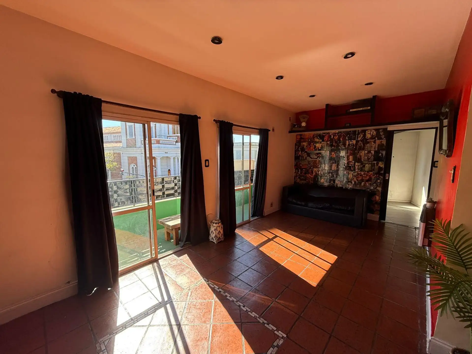 Studio apartment with balcony and terrace in Mataderos