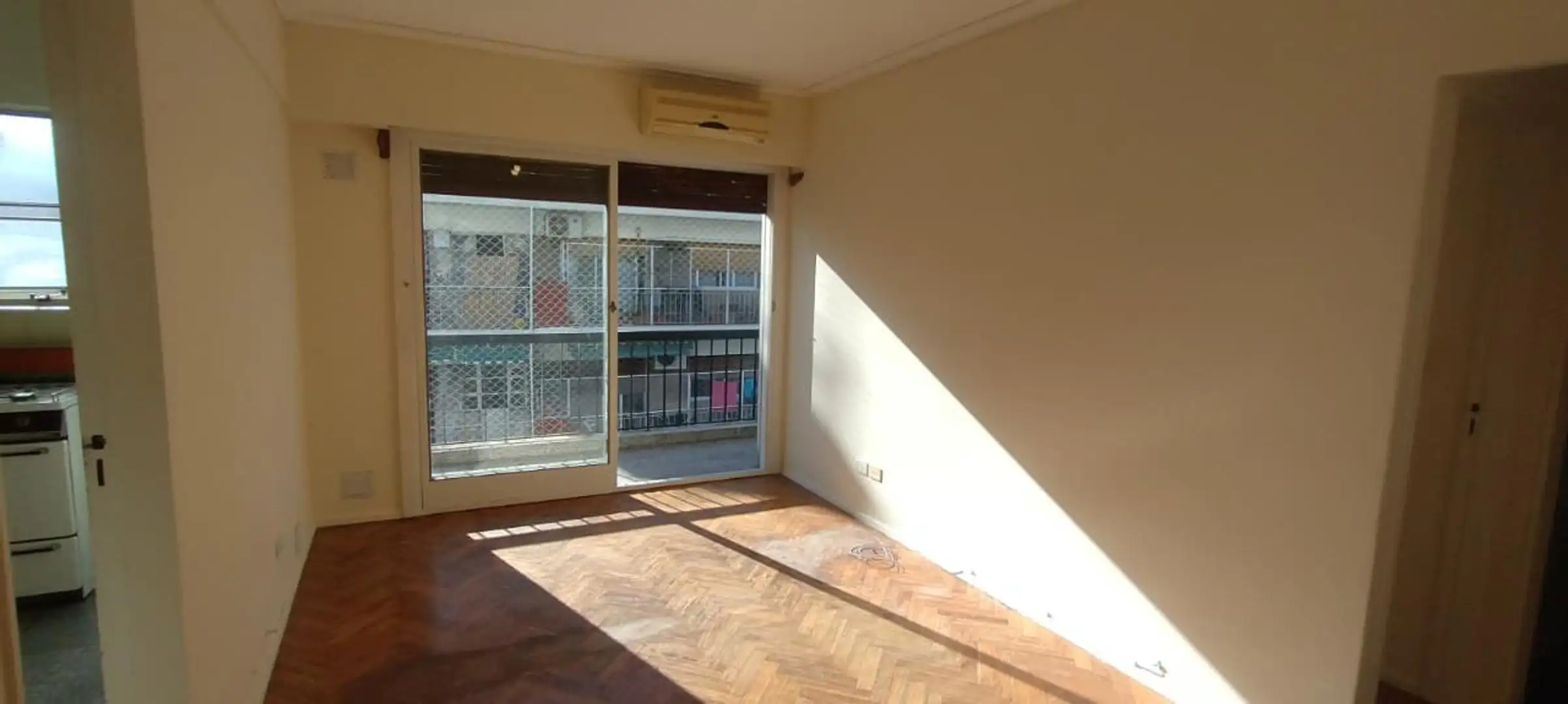 Departamento de 2 ambientes con balcón en Buenos Aires