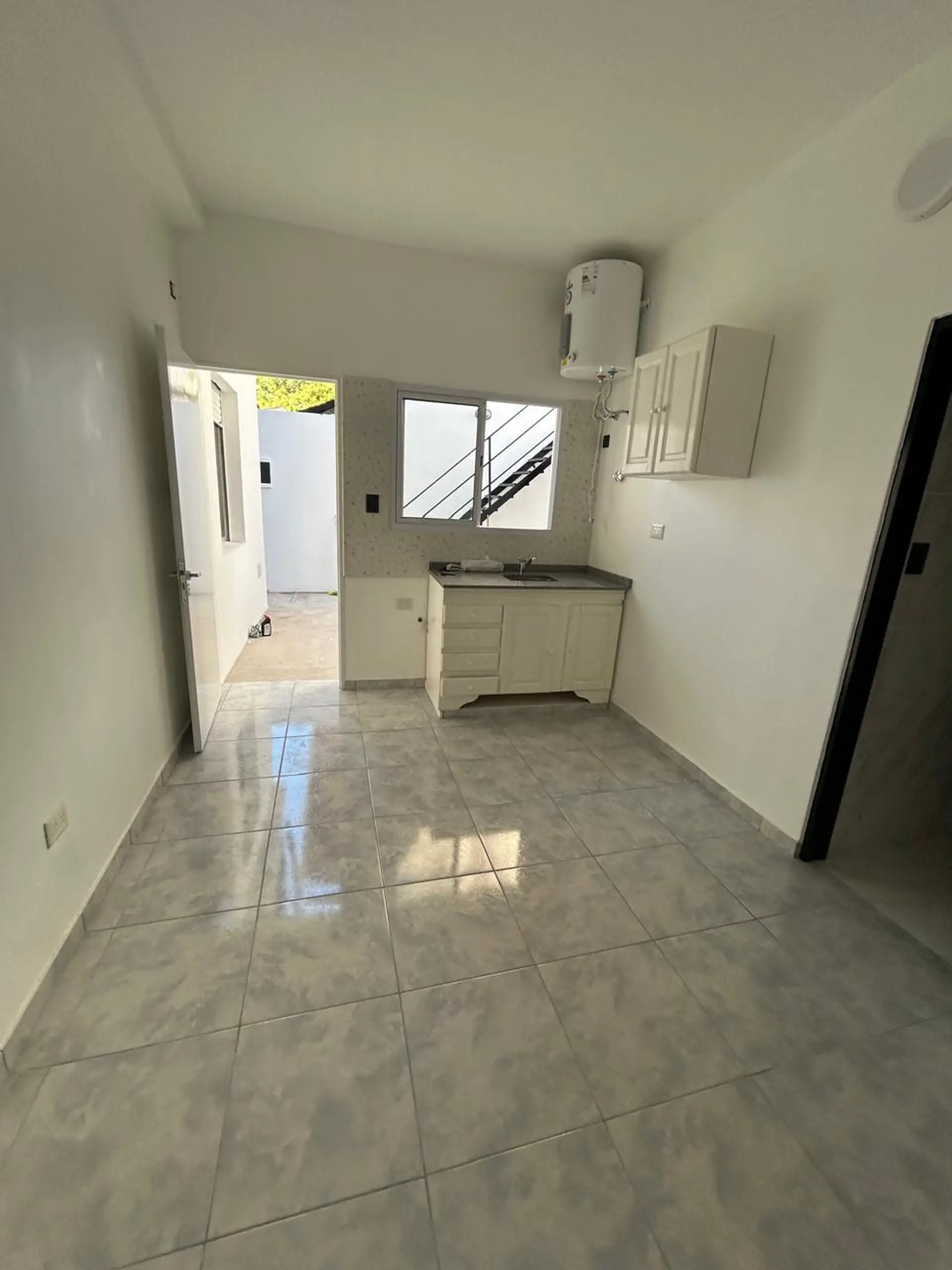 Studio ground-floor apartment in Munro