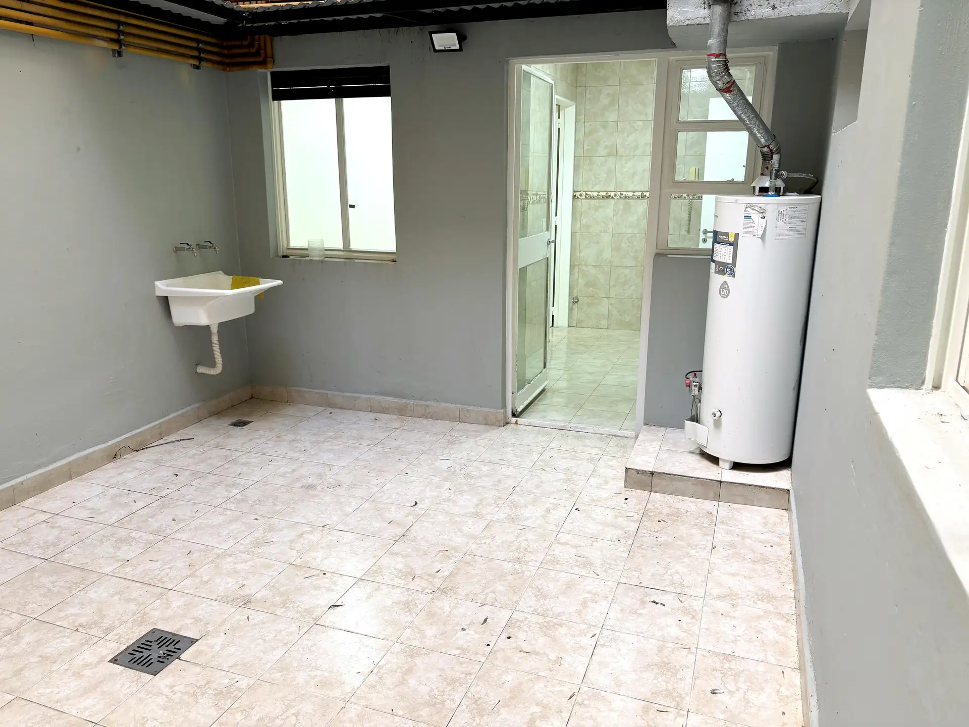 Apartamento de 3 ambientes com dependência em Villa Crespo