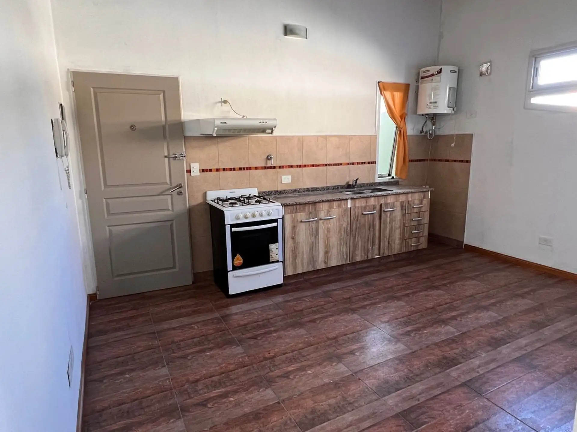 Departamento en Alquiler en Caseros, Partido de Tres de Febrero