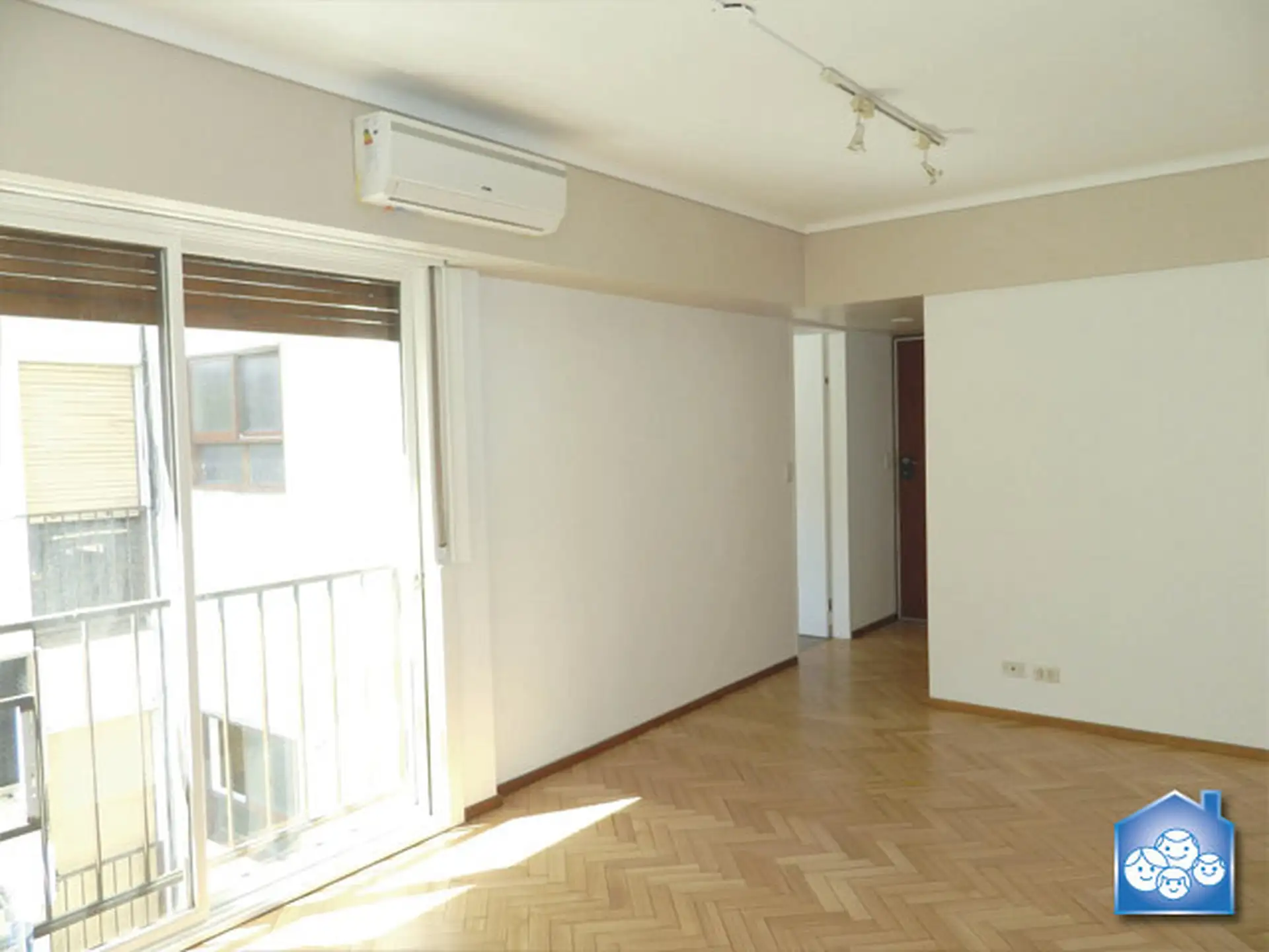 Apartamento de dois ambientes de fundos em Belgrano