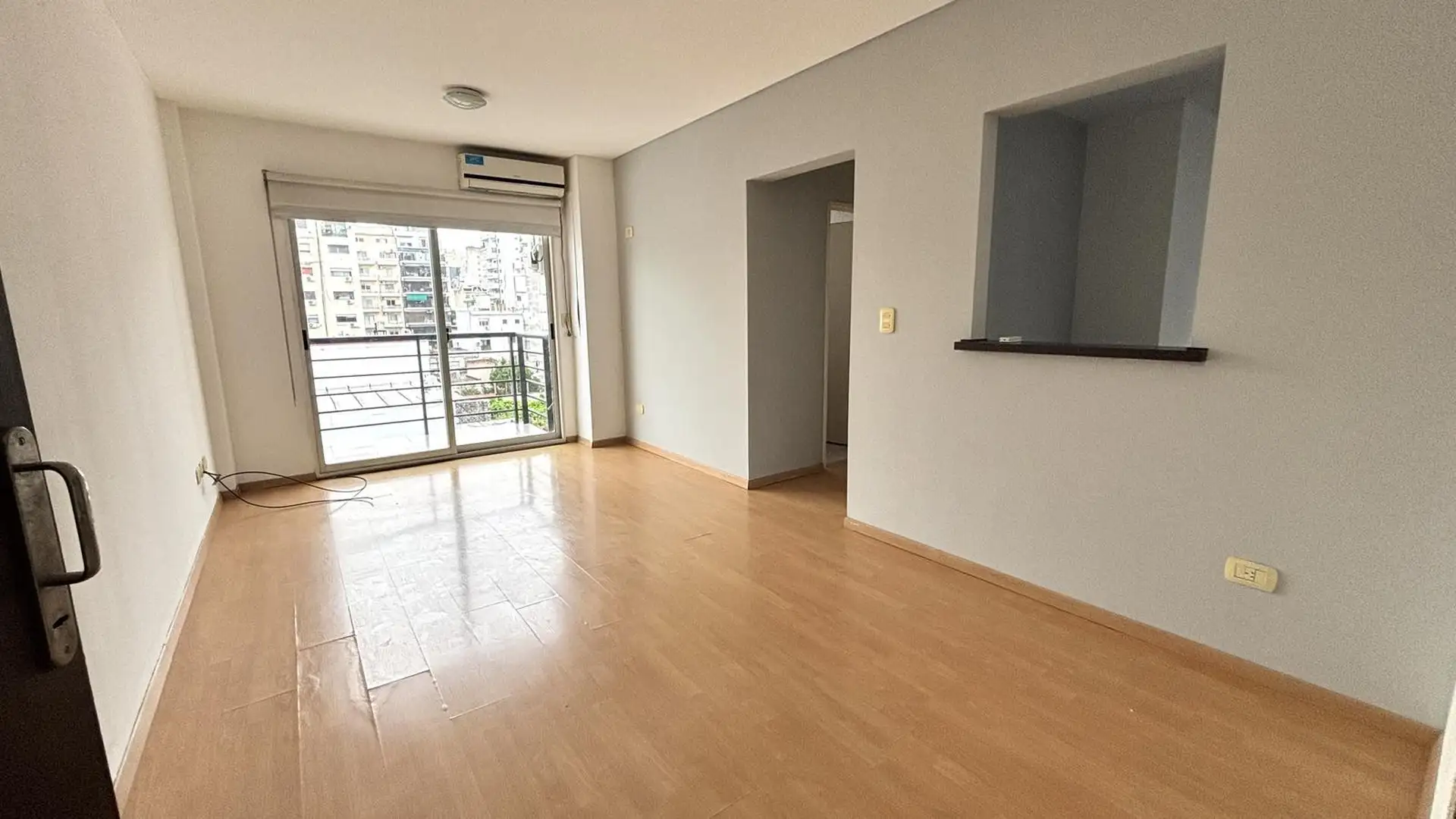 Departamento de 2 ambientes con cochera en Almagro