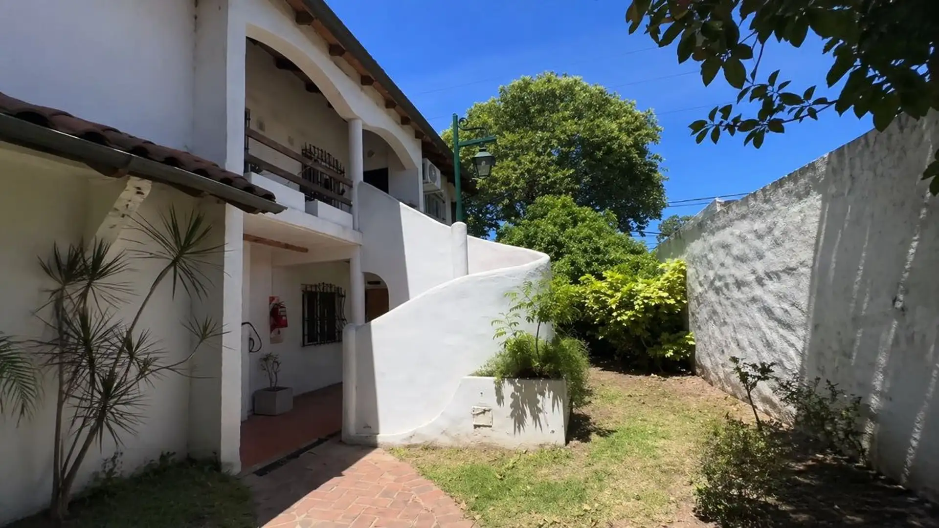 Two-bedroom apartment in Campana