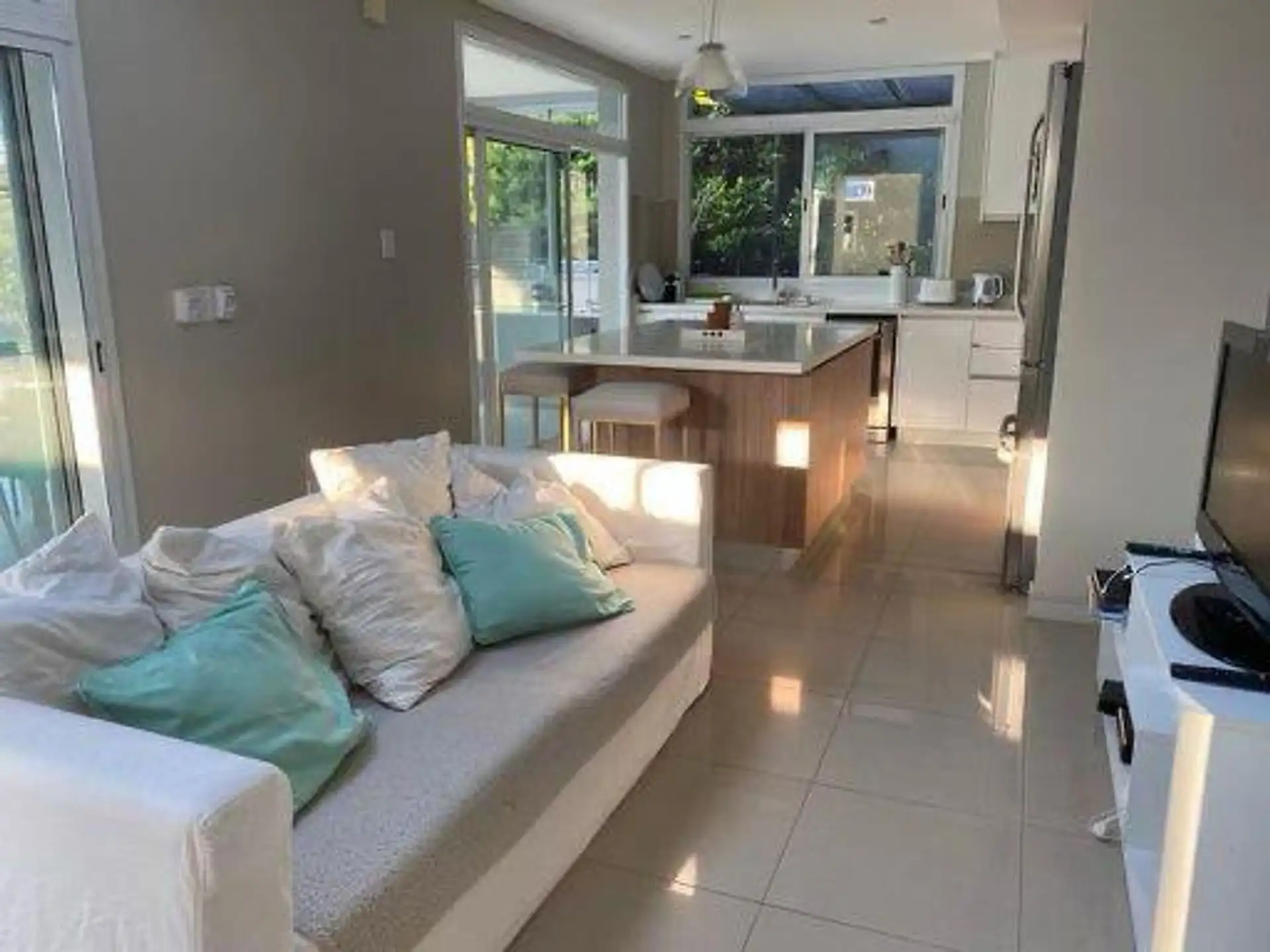 Four-bedroom house in Tigre