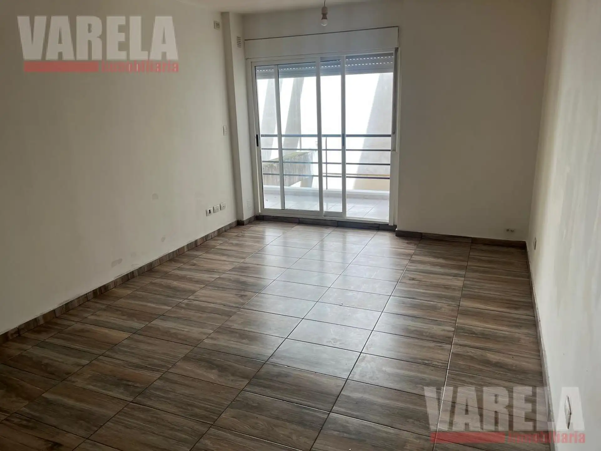 Apartamento de dois ambientes em Flores