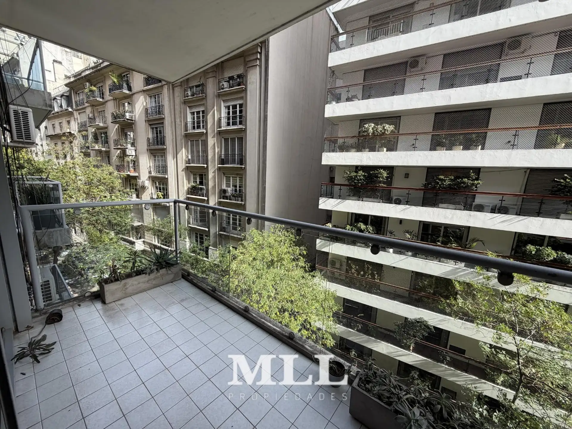Departamento de 3 ambientes amoblado en Retiro