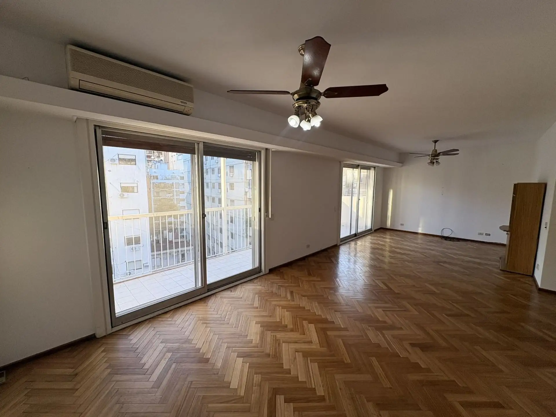 Apartamento de três dormitórios em Palermo