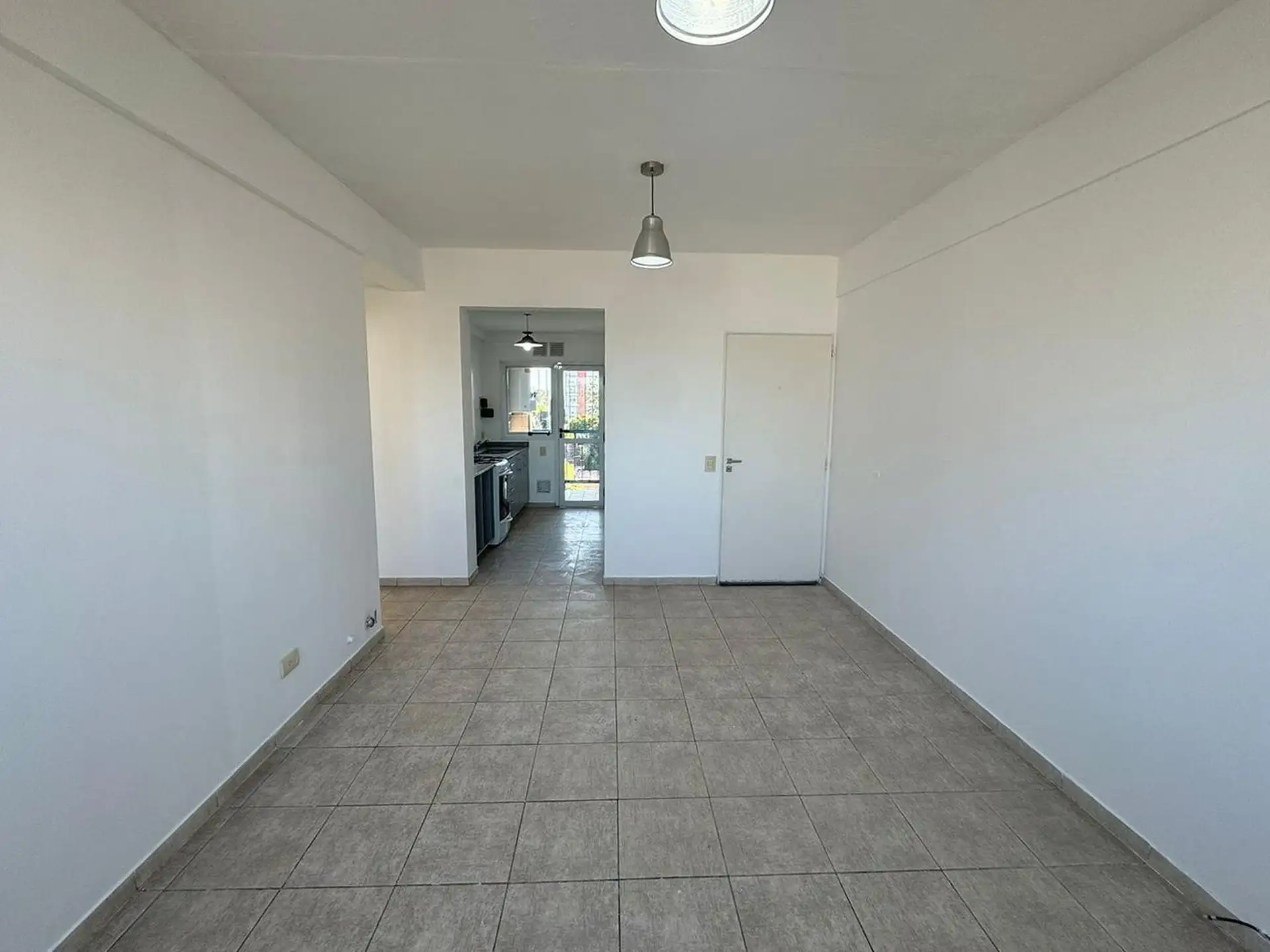 Two-bedroom apartment with parking in Belén de Escobar