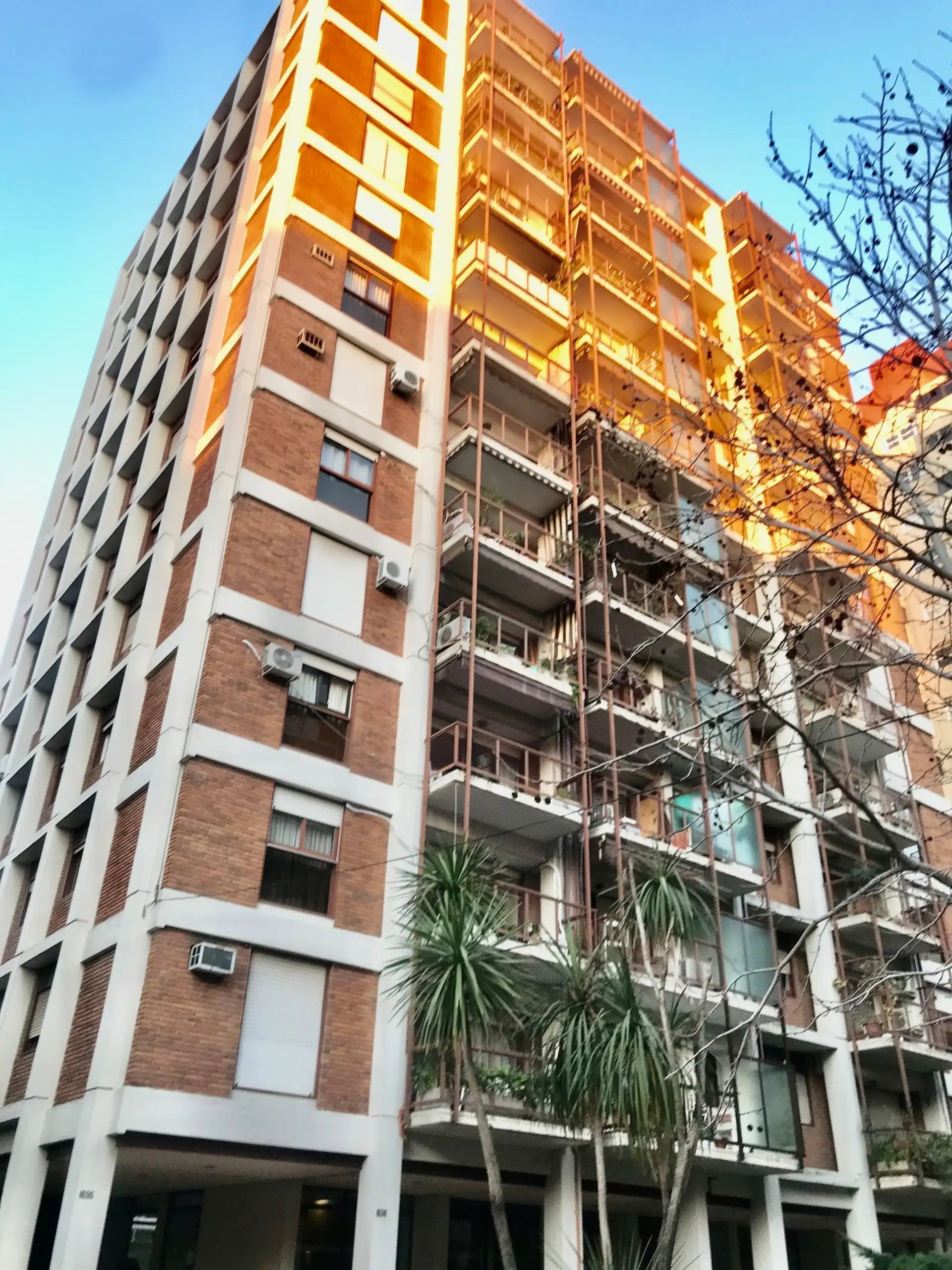 Departamento en Alquiler en Acassuso Vias / Santa Fe, Acassuso