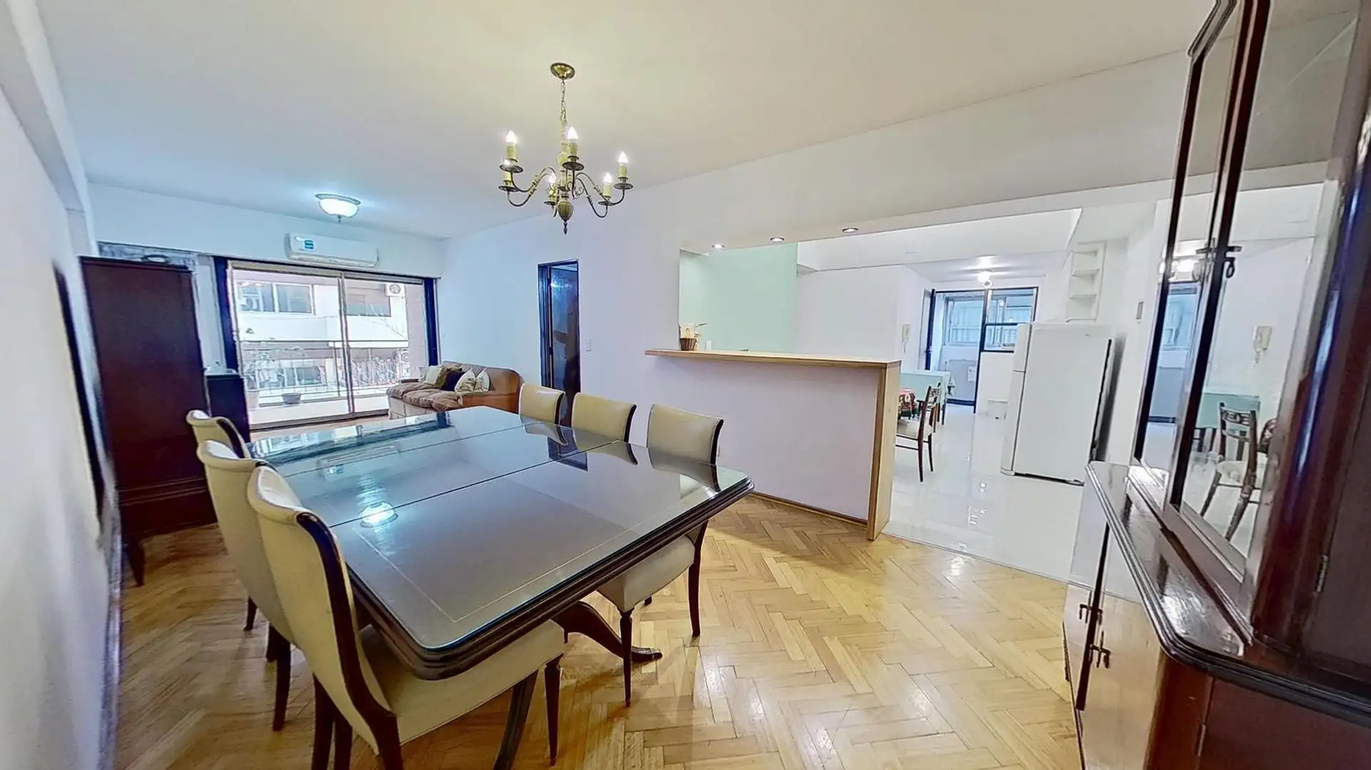 Refurbished four-room apartment in Núñez