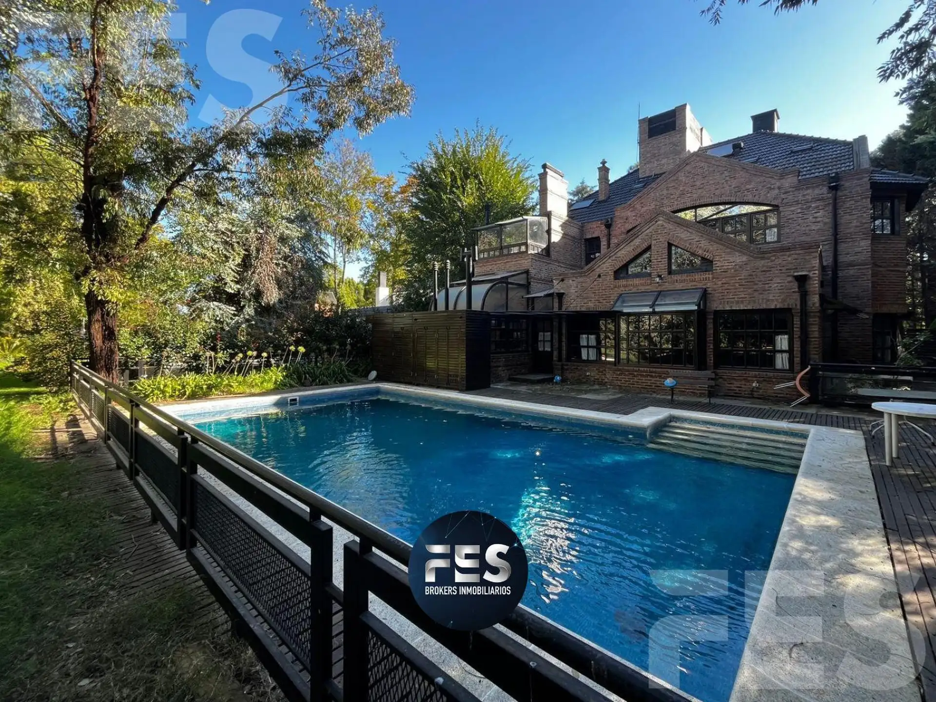 Casa en Alquiler en Saint Thomas, Countries y Barrios Cerrados en Esteban Echeverria