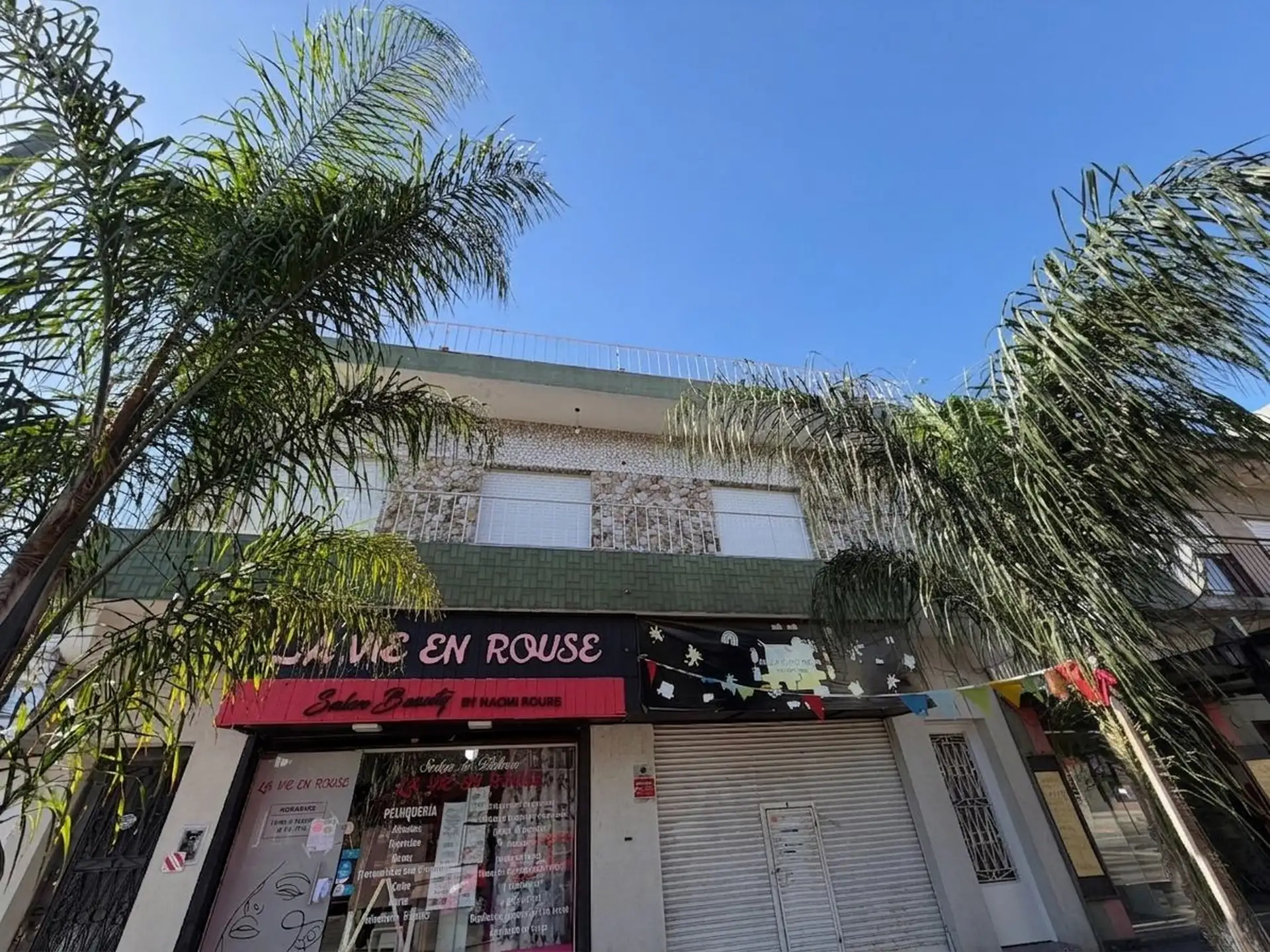 Apartamento de quatro ambientes em Villa Luzuriaga