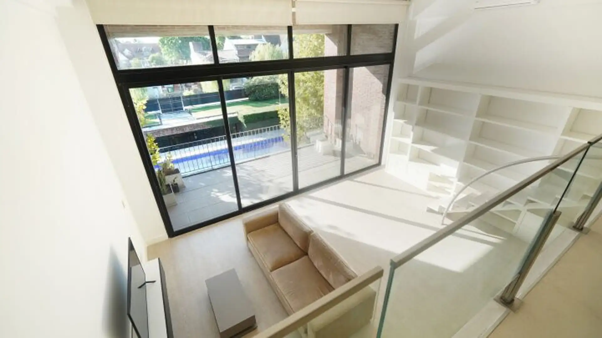 Two-room apartment in Martínez