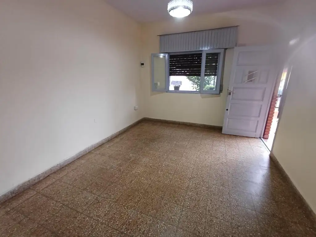 PH 3 ambientes con patio