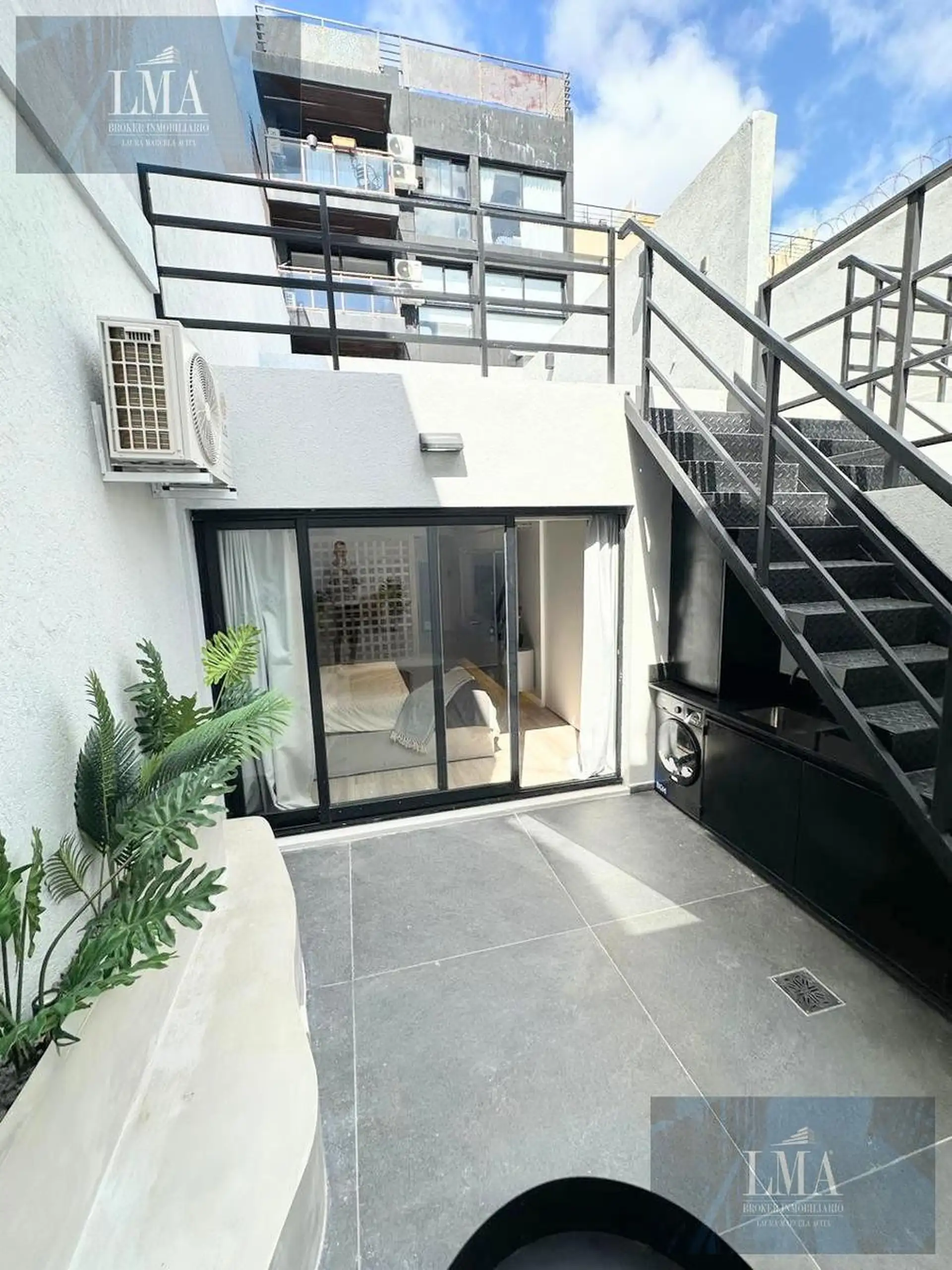 Studio with private terrace