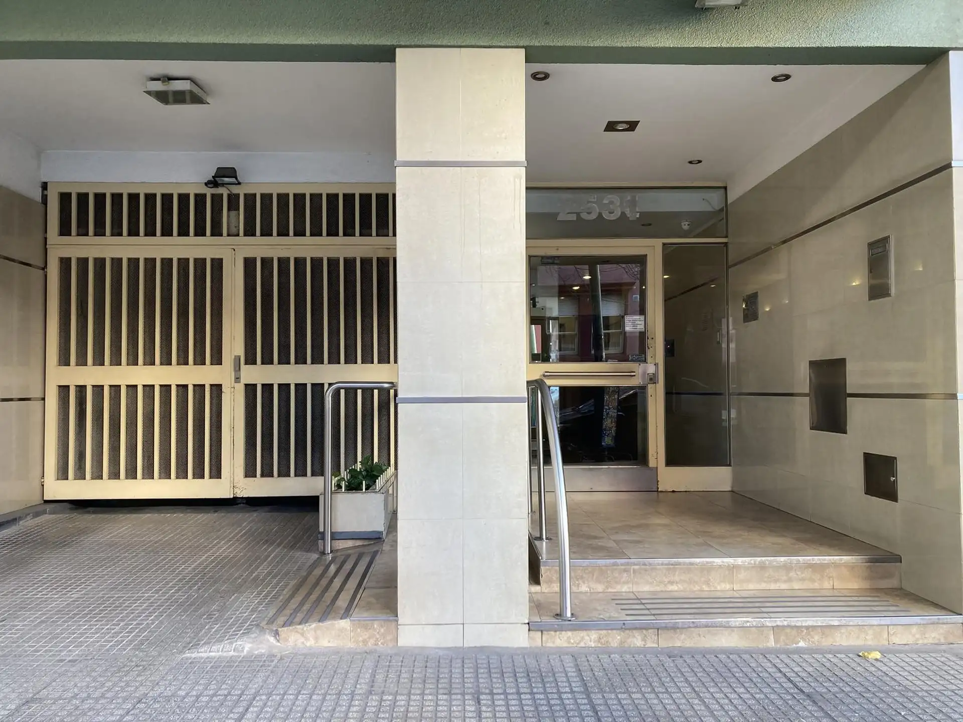 Furnished 1BR, 32 m²