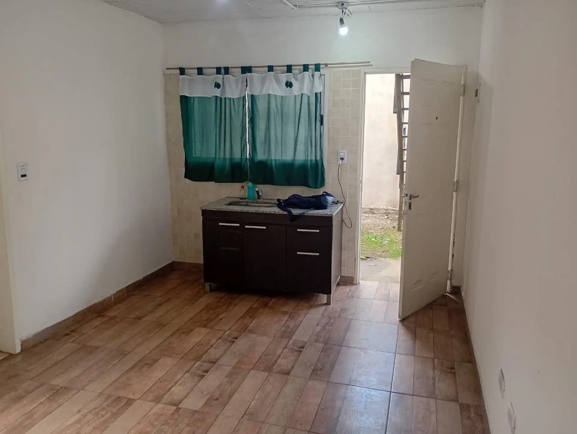 Departamento en Alquiler en 2000 Norte, Moreno