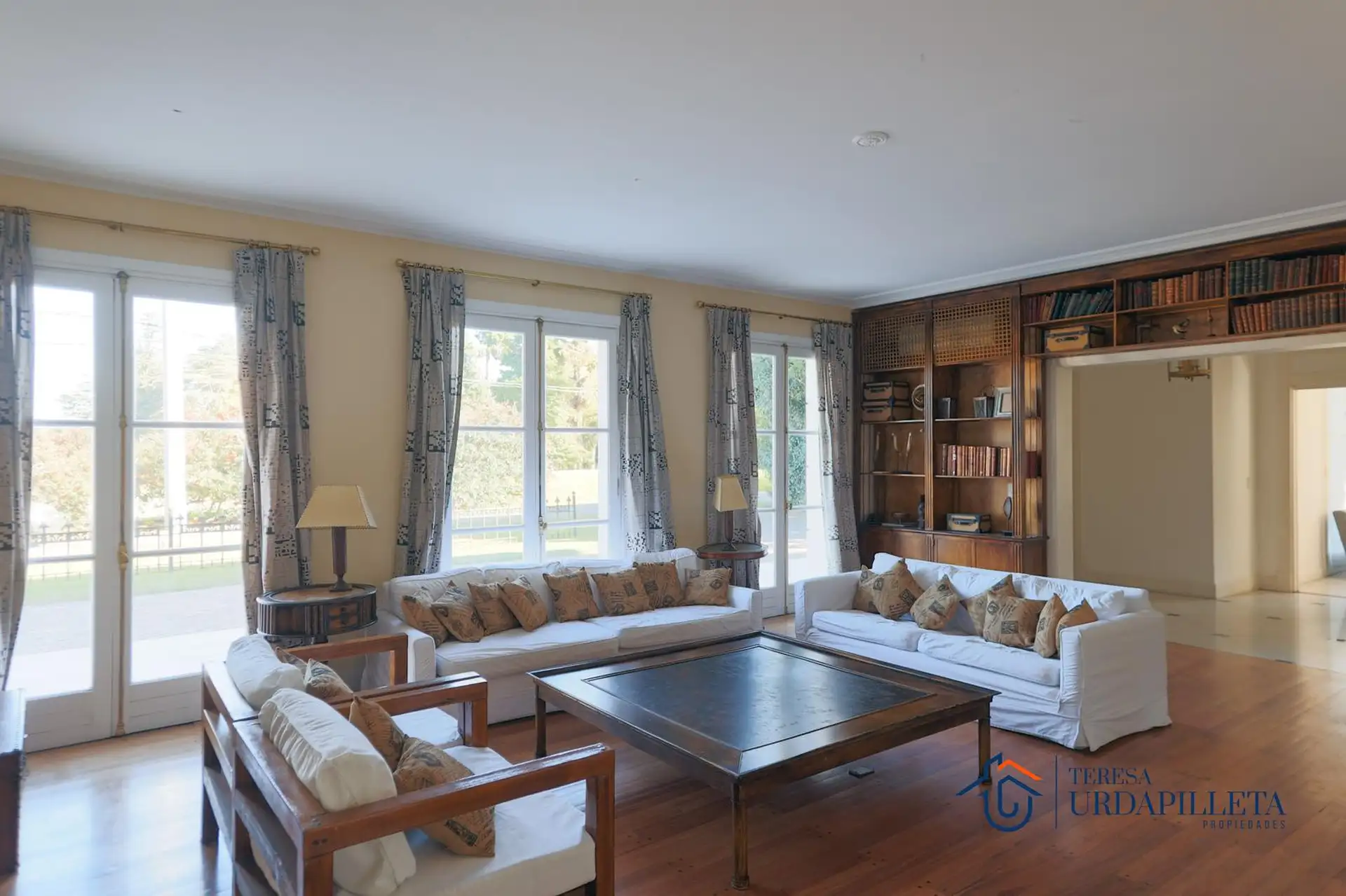 Golf course frontage, pool