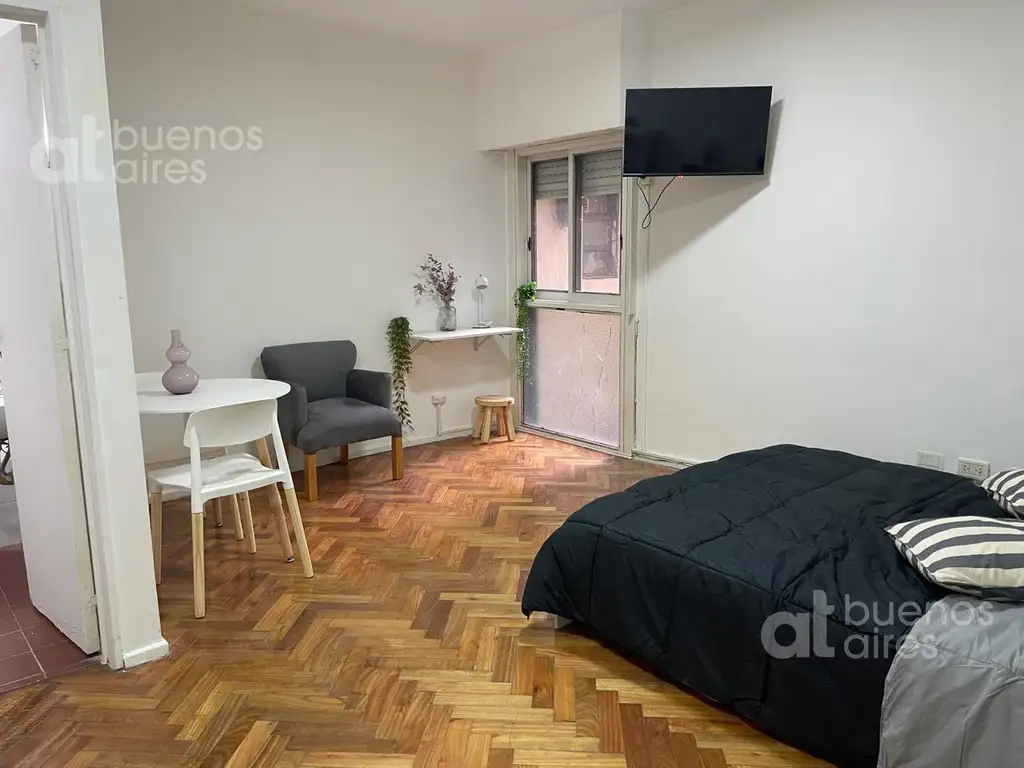 С меблировкой студия, 22 м²