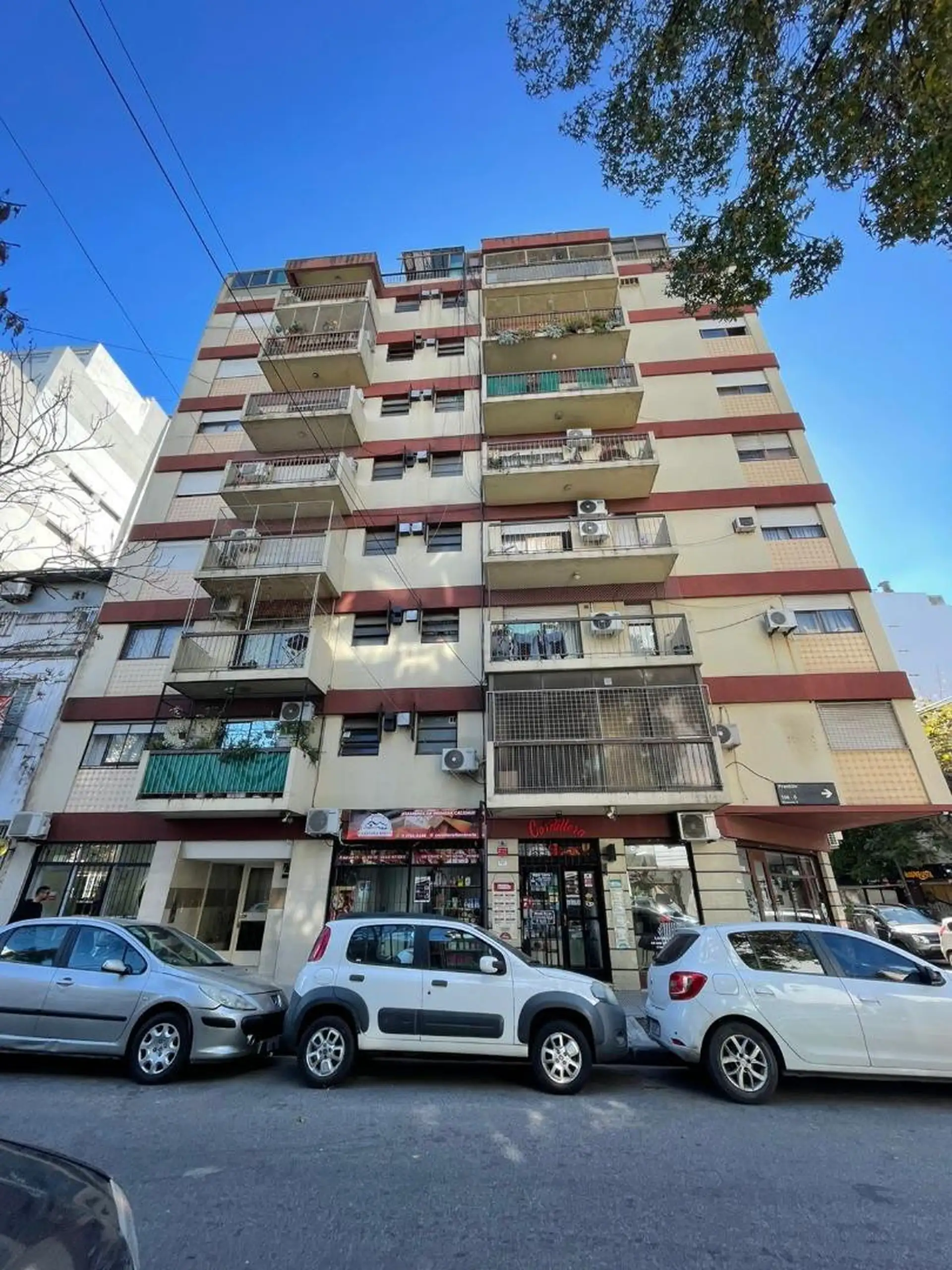 Studio divisível, cozinha separada