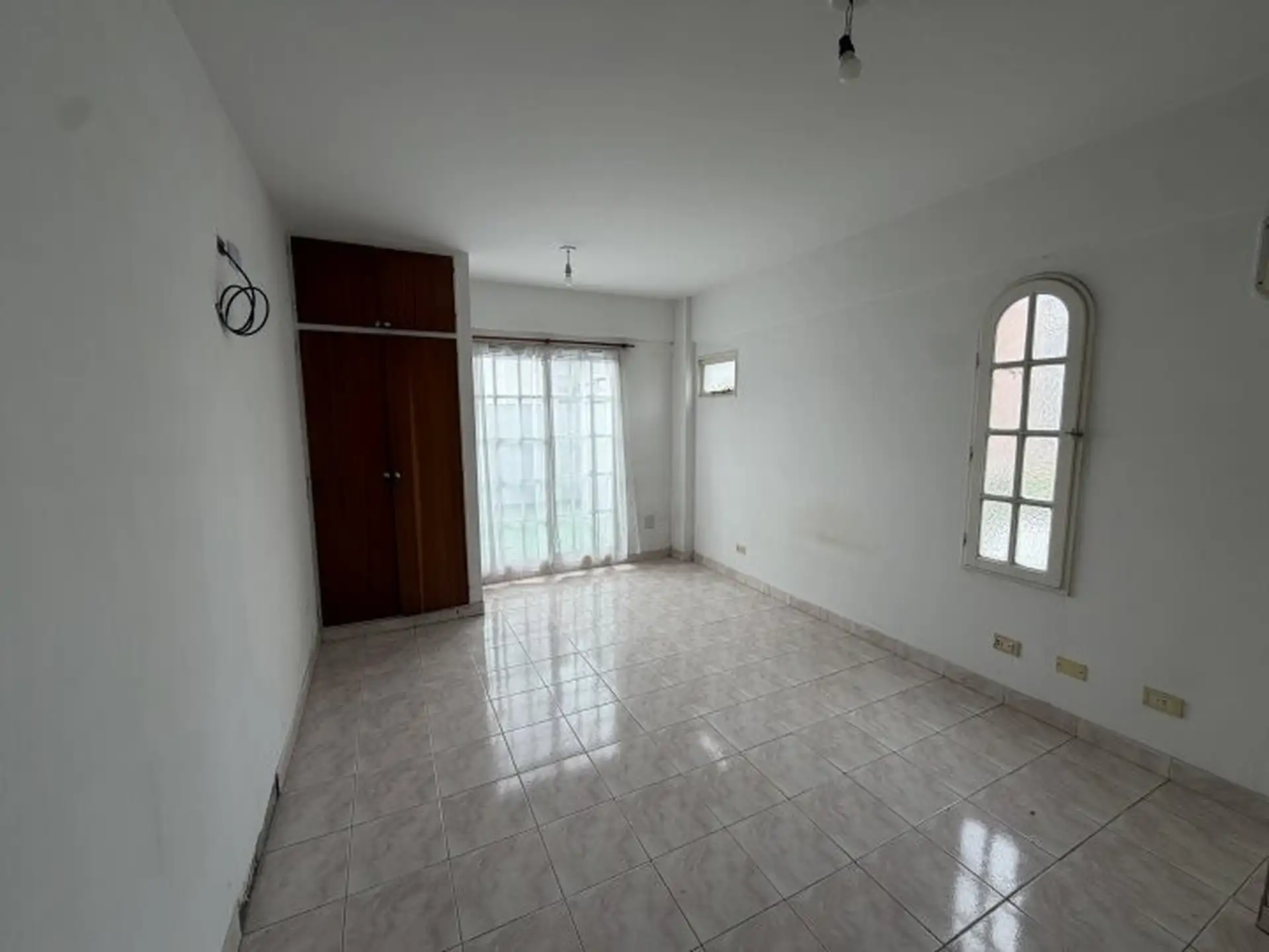 1 ambiente con patio exclusivo
