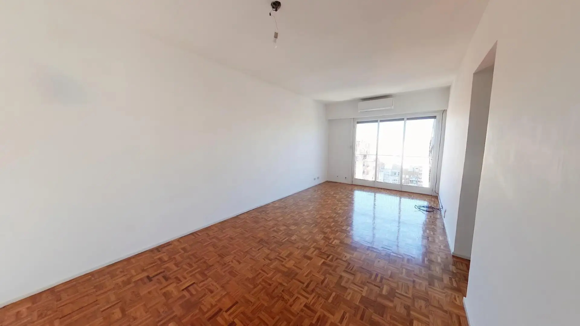 17th floor, panoramic view, parquet