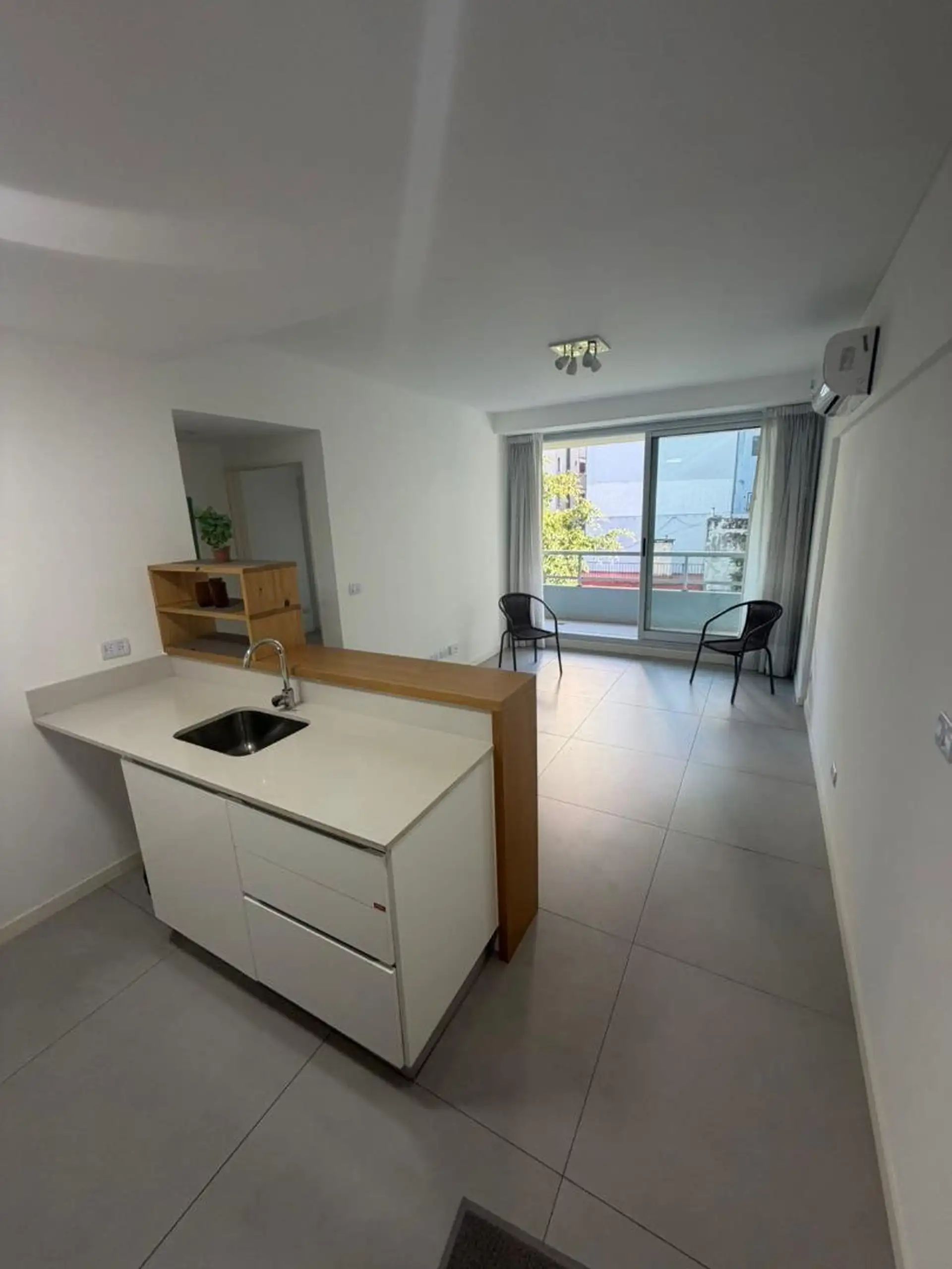 2BR with balcony and suite