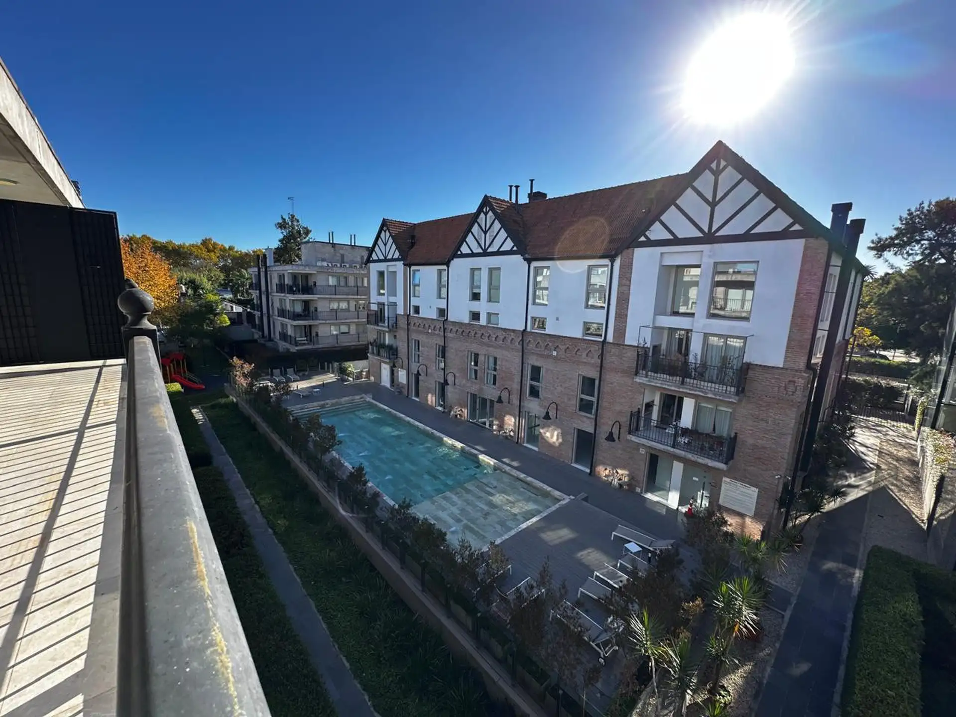 4 rooms with balcony and grill