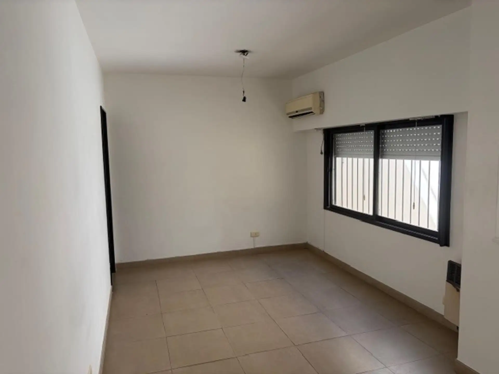 Departamento en Alquiler en La Lucila-Vias/Maipu, La Lucila