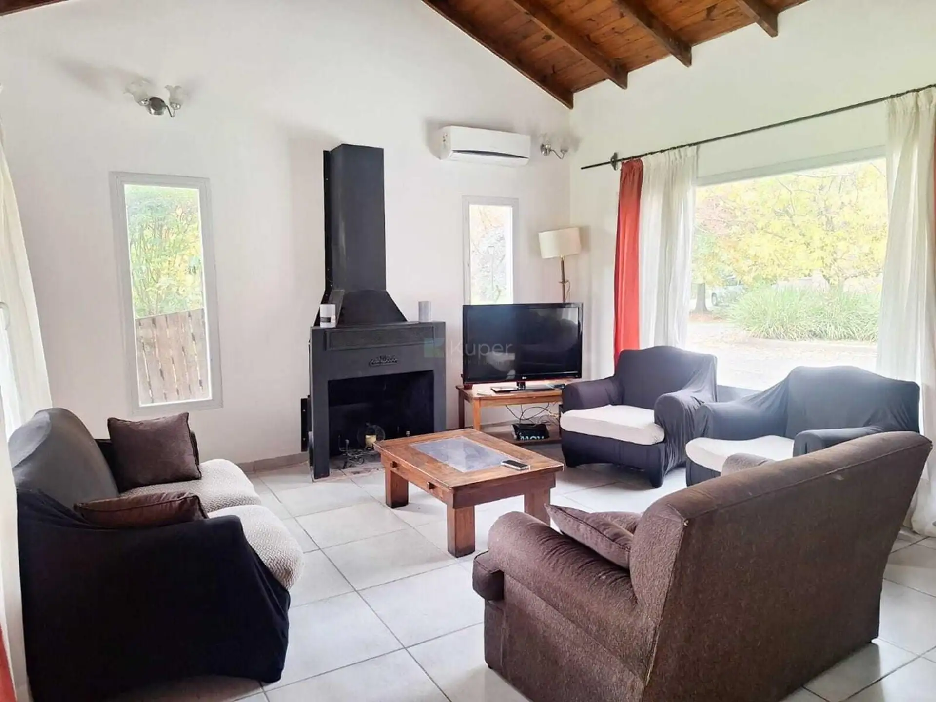 Casa amoblada con pileta