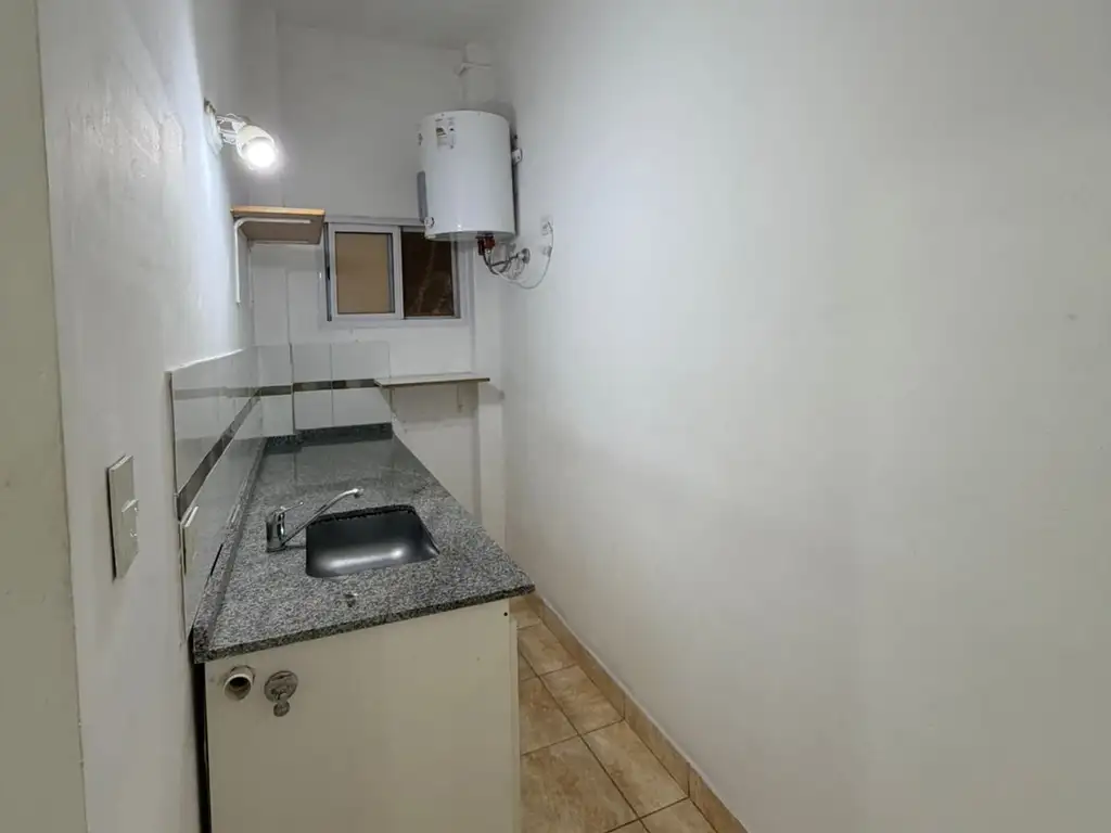 Departamento 2 ambientes con entrada