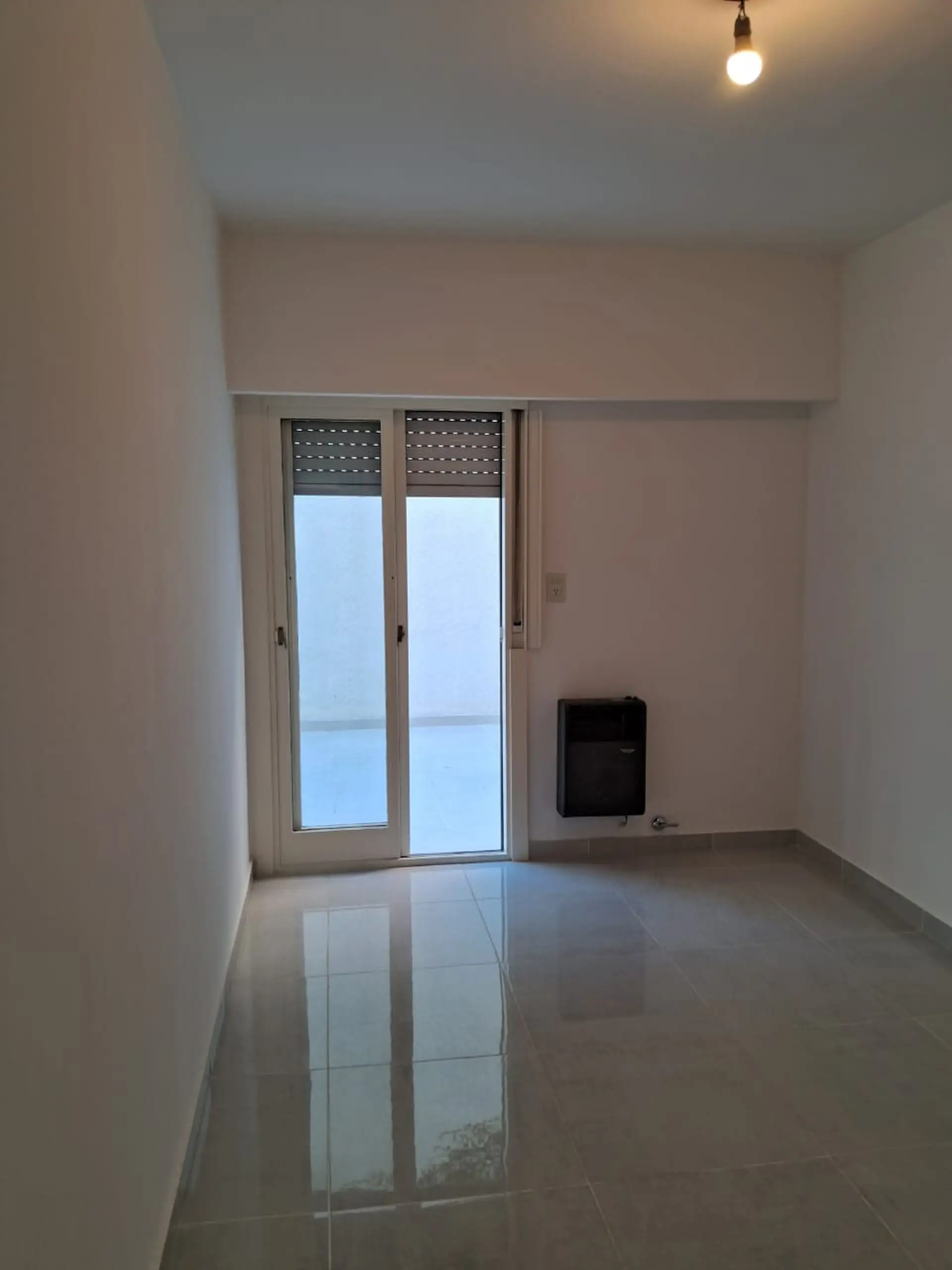 2 патио, 2 комнаты, 49 м²